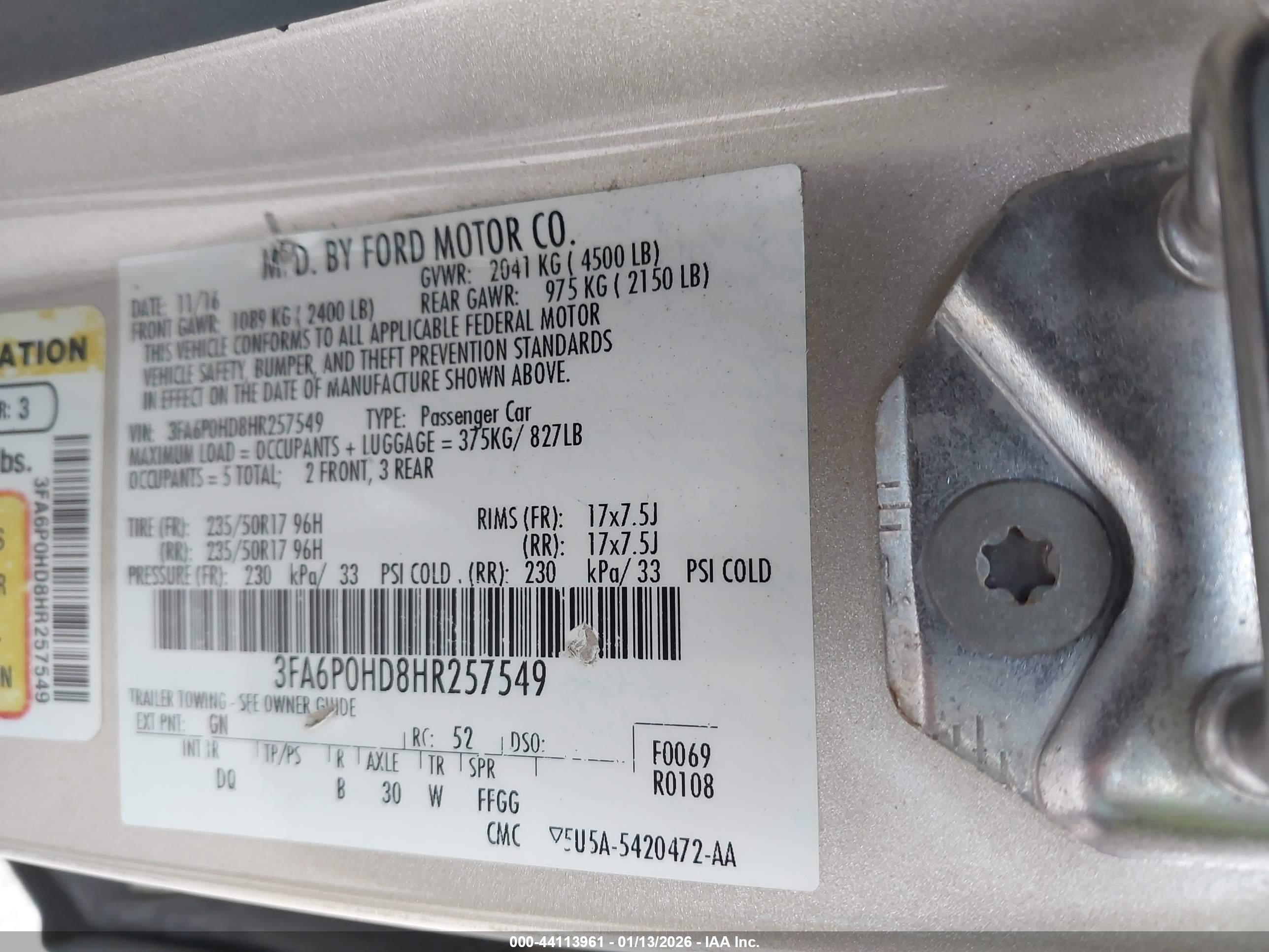 FORD FUSION image 9