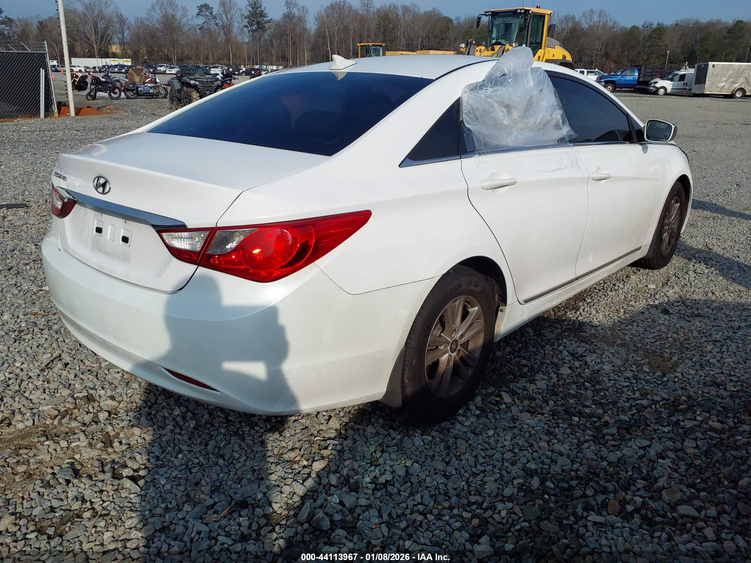 HYUNDAI SONATA image 4