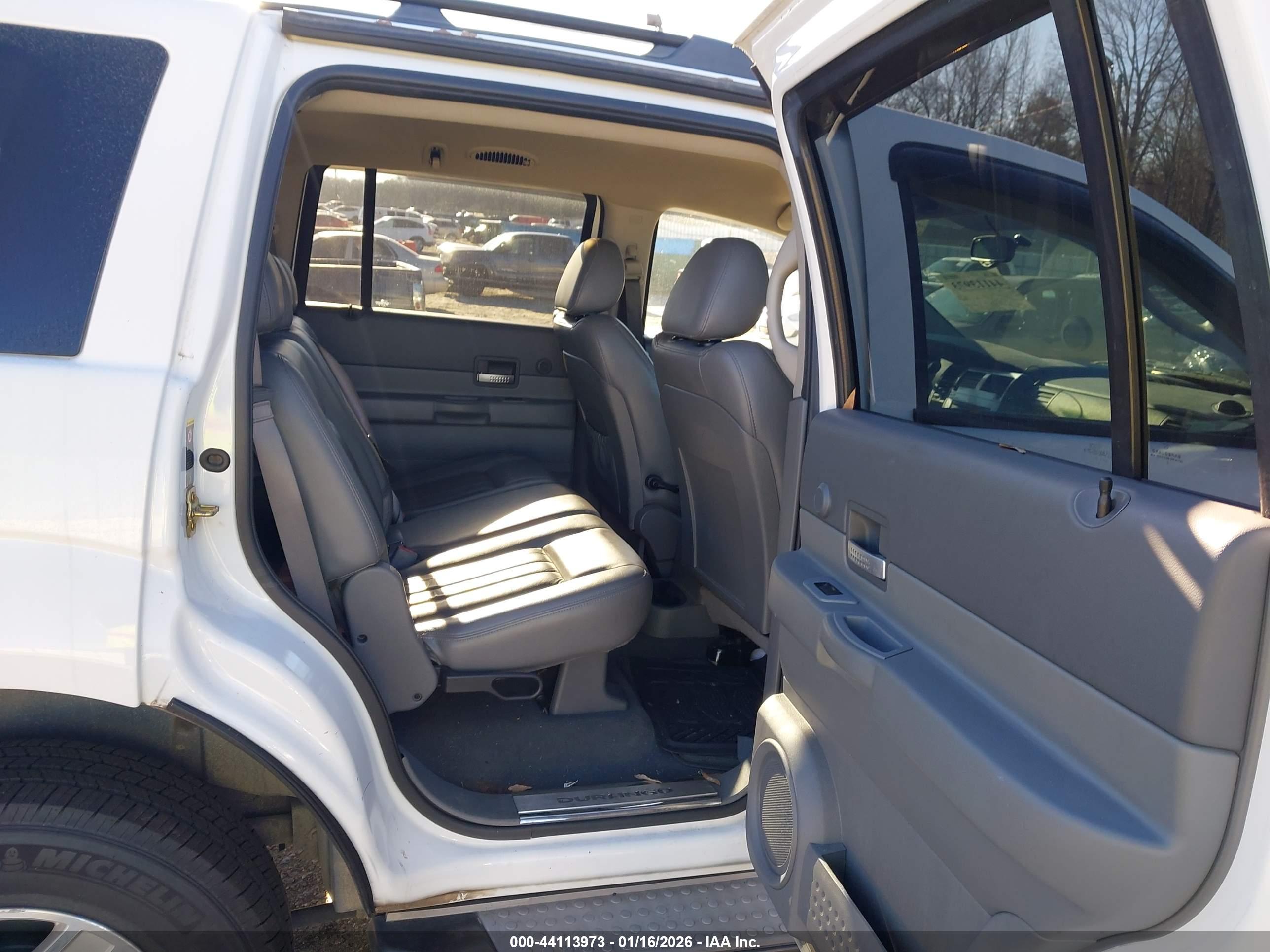 DODGE DURANGO image 8