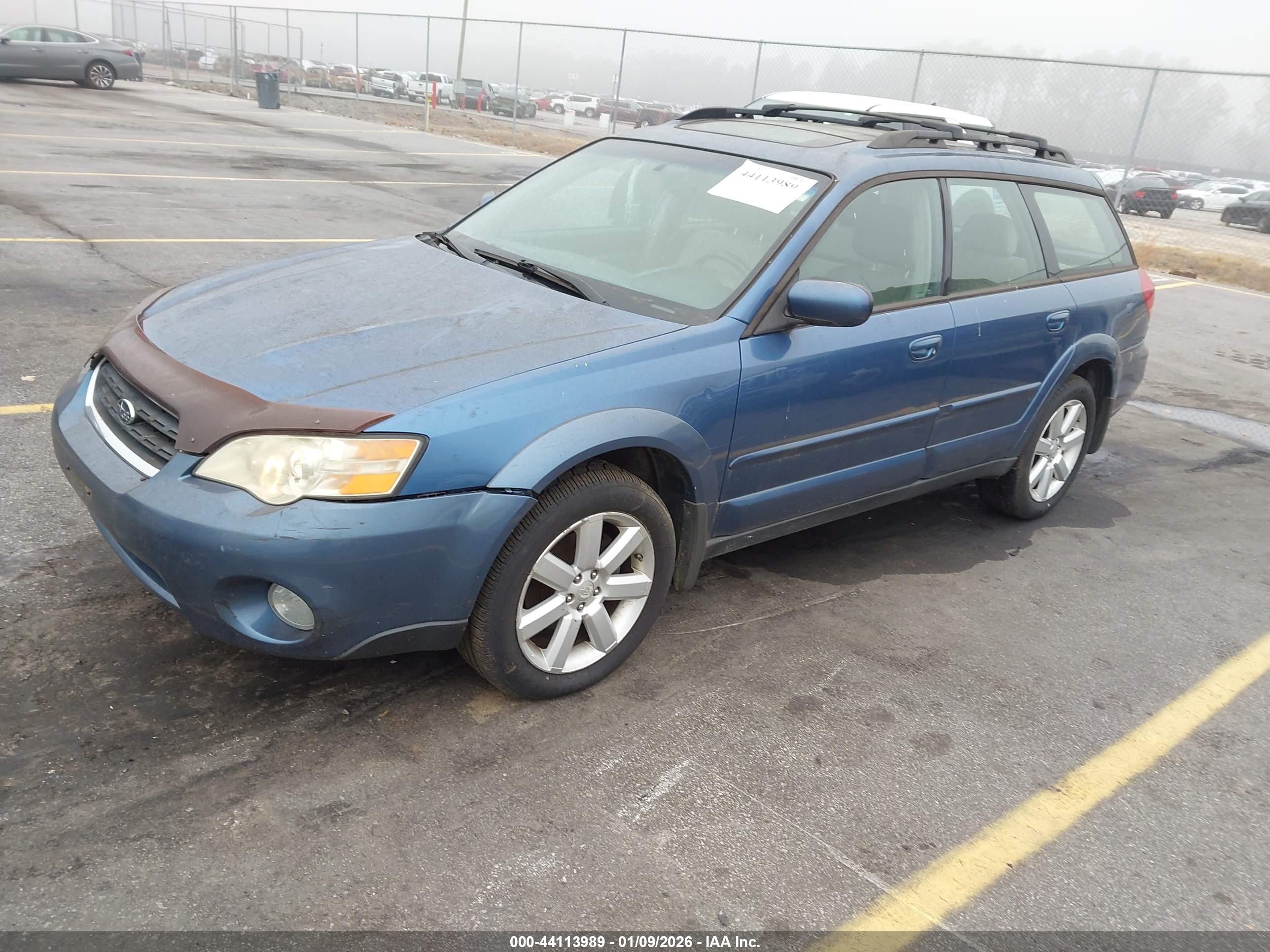 SUBARU OUTBACK image 2