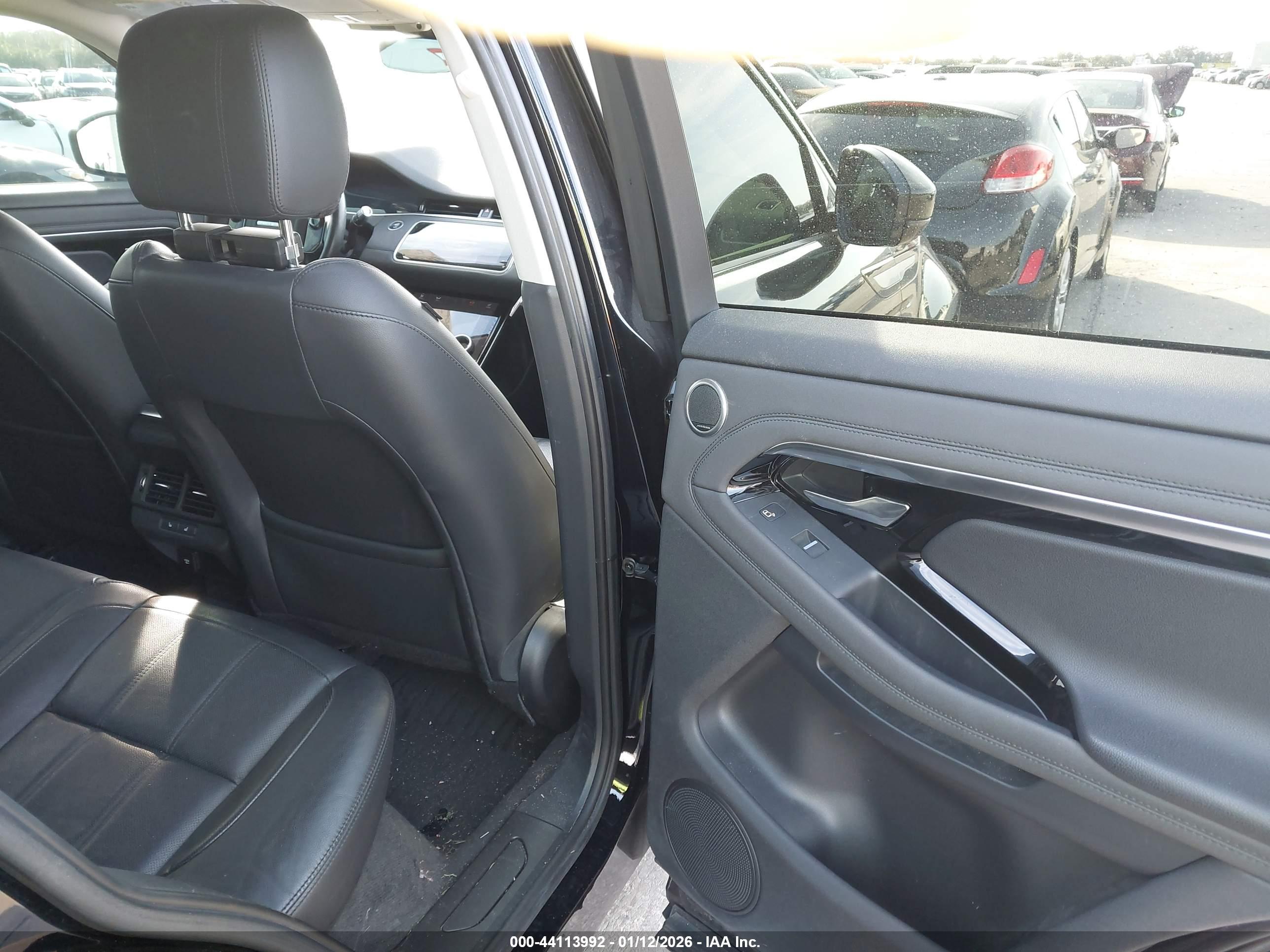 LAND ROVER image 8