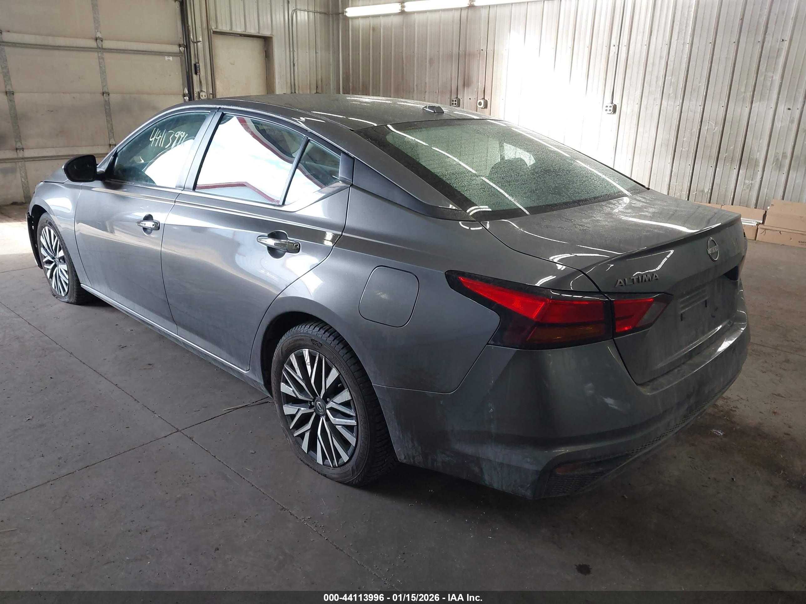 NISSAN ALTIMA image 3