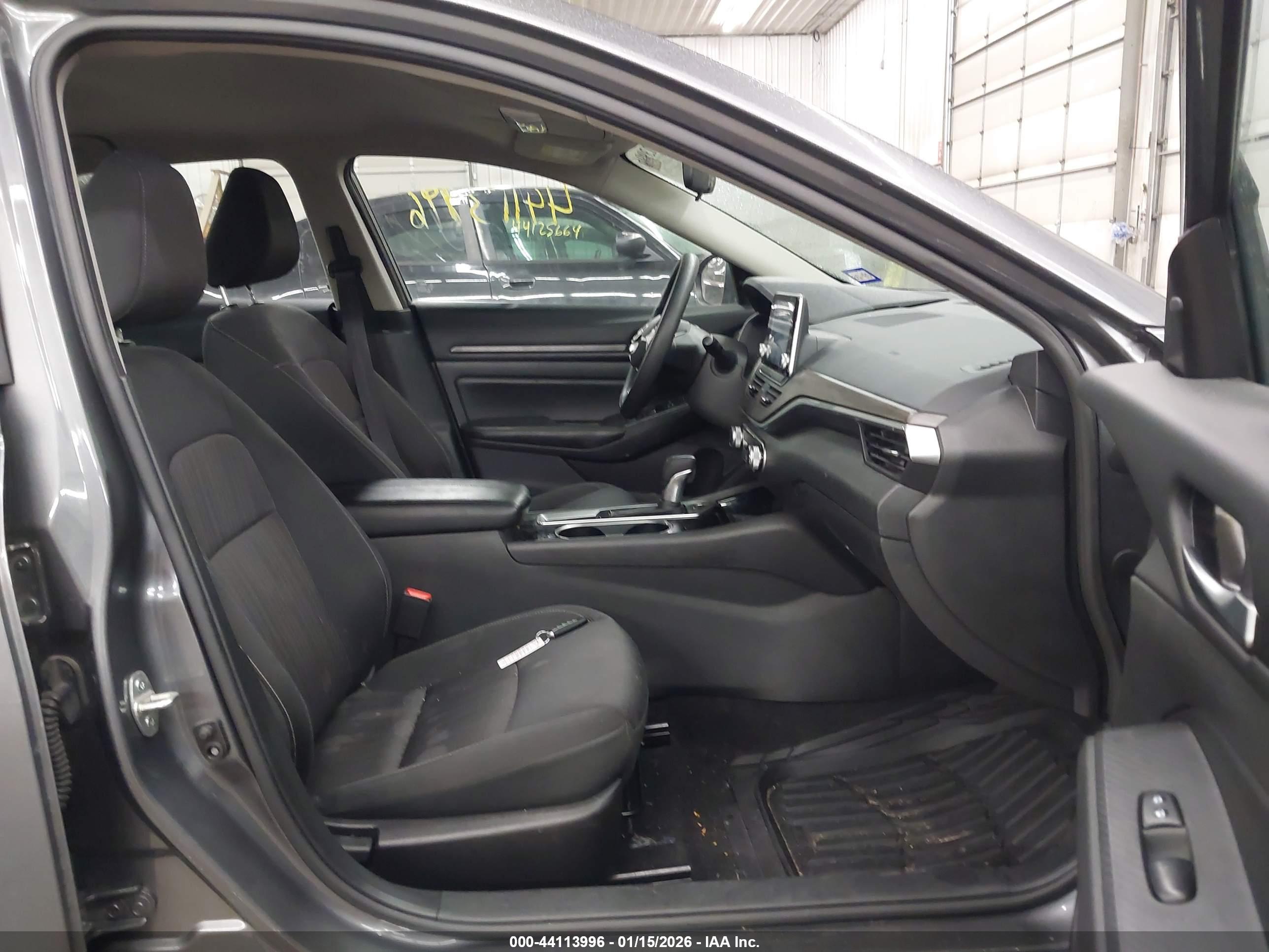 NISSAN ALTIMA image 5