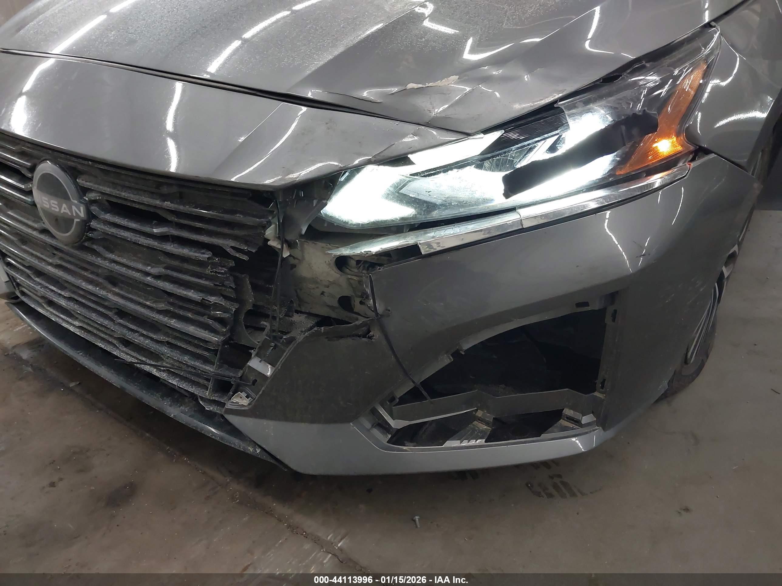NISSAN ALTIMA image 6