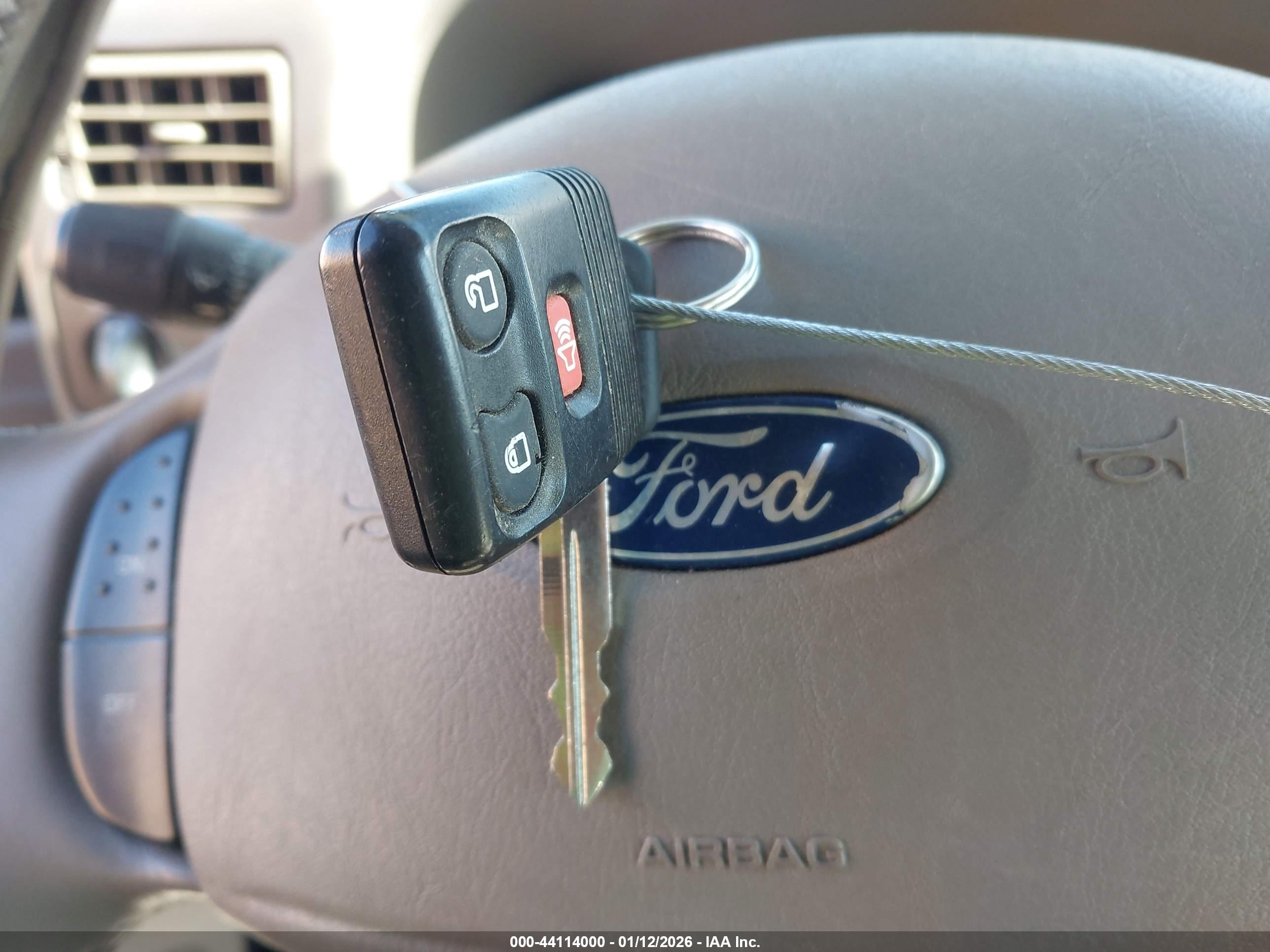 FORD F-250 image 11