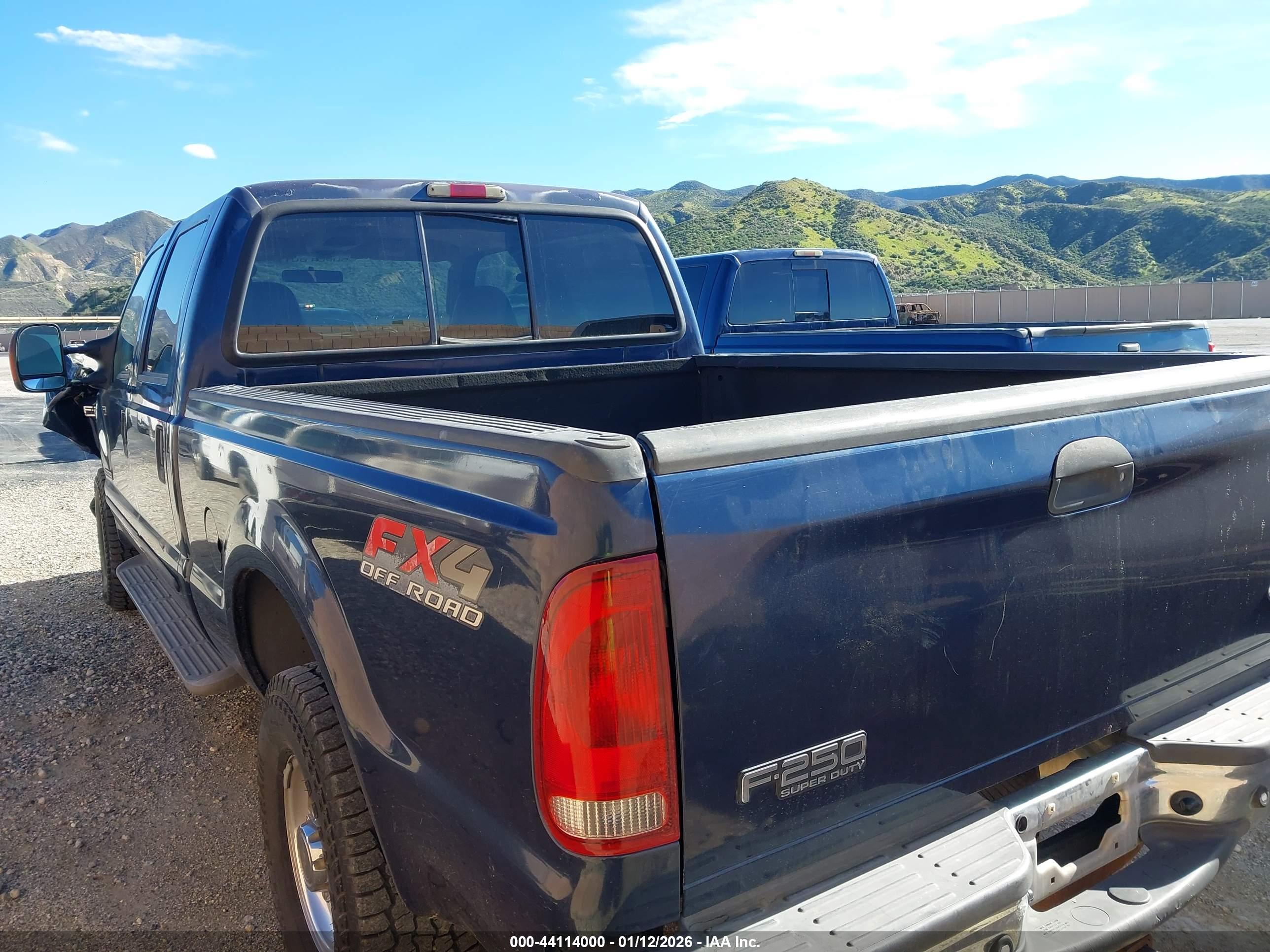 FORD F-250 image 3
