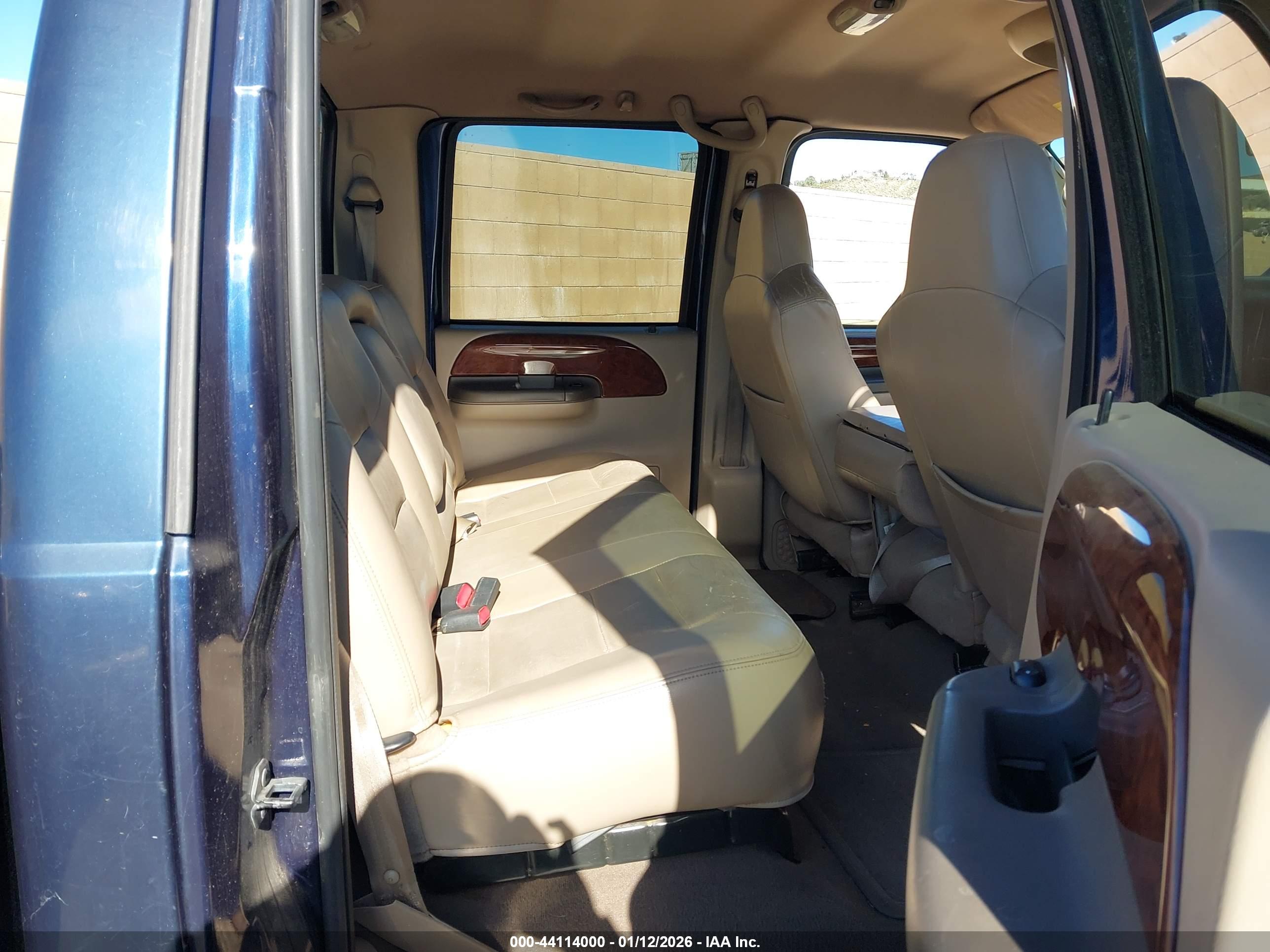 FORD F-250 image 8