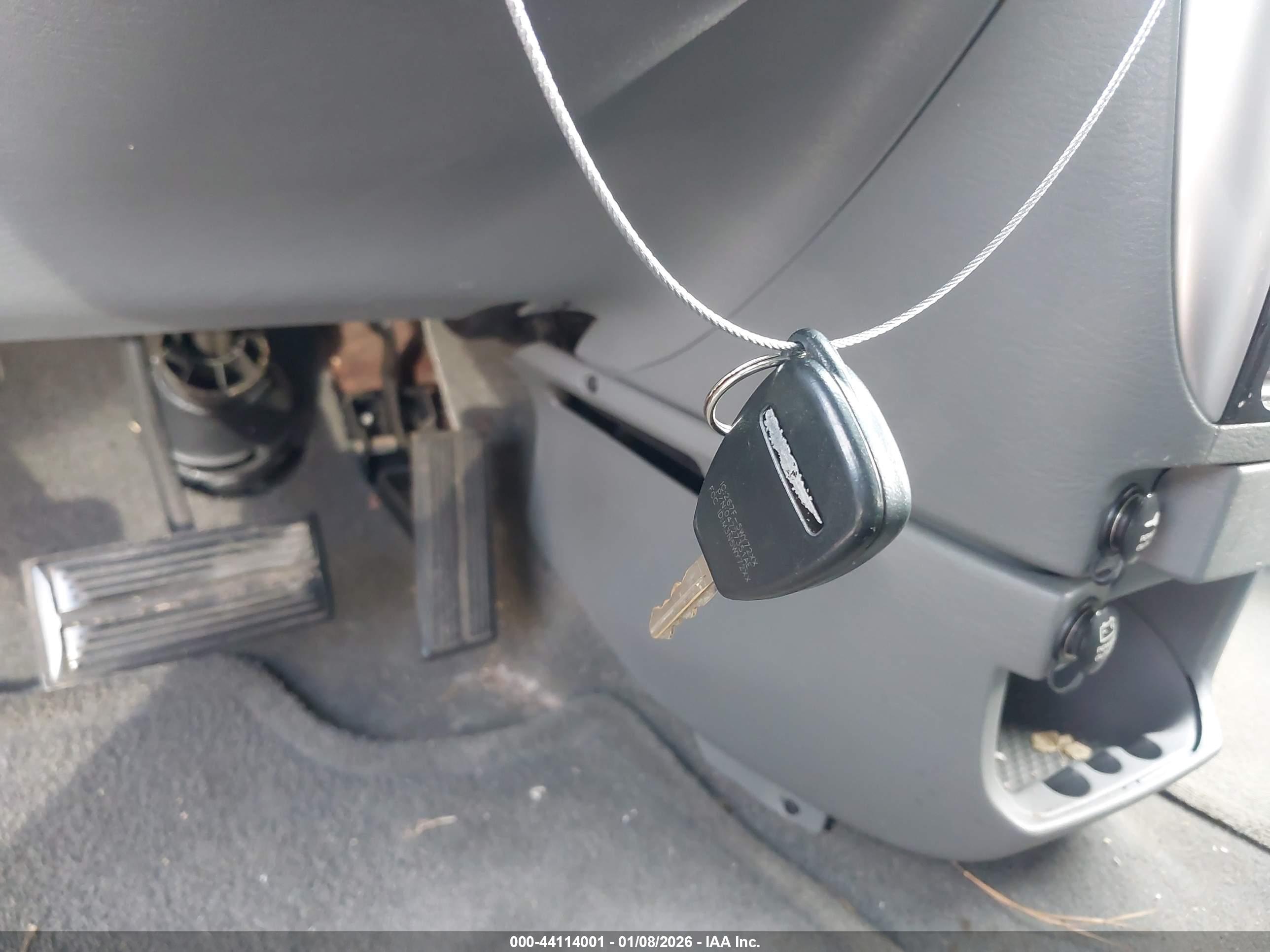 CHRYSLER TOWN image 11