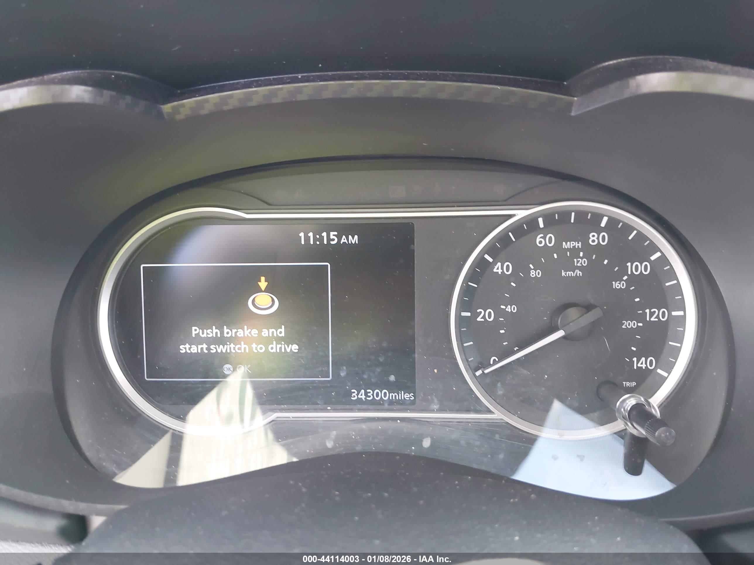 NISSAN VERSA image 7
