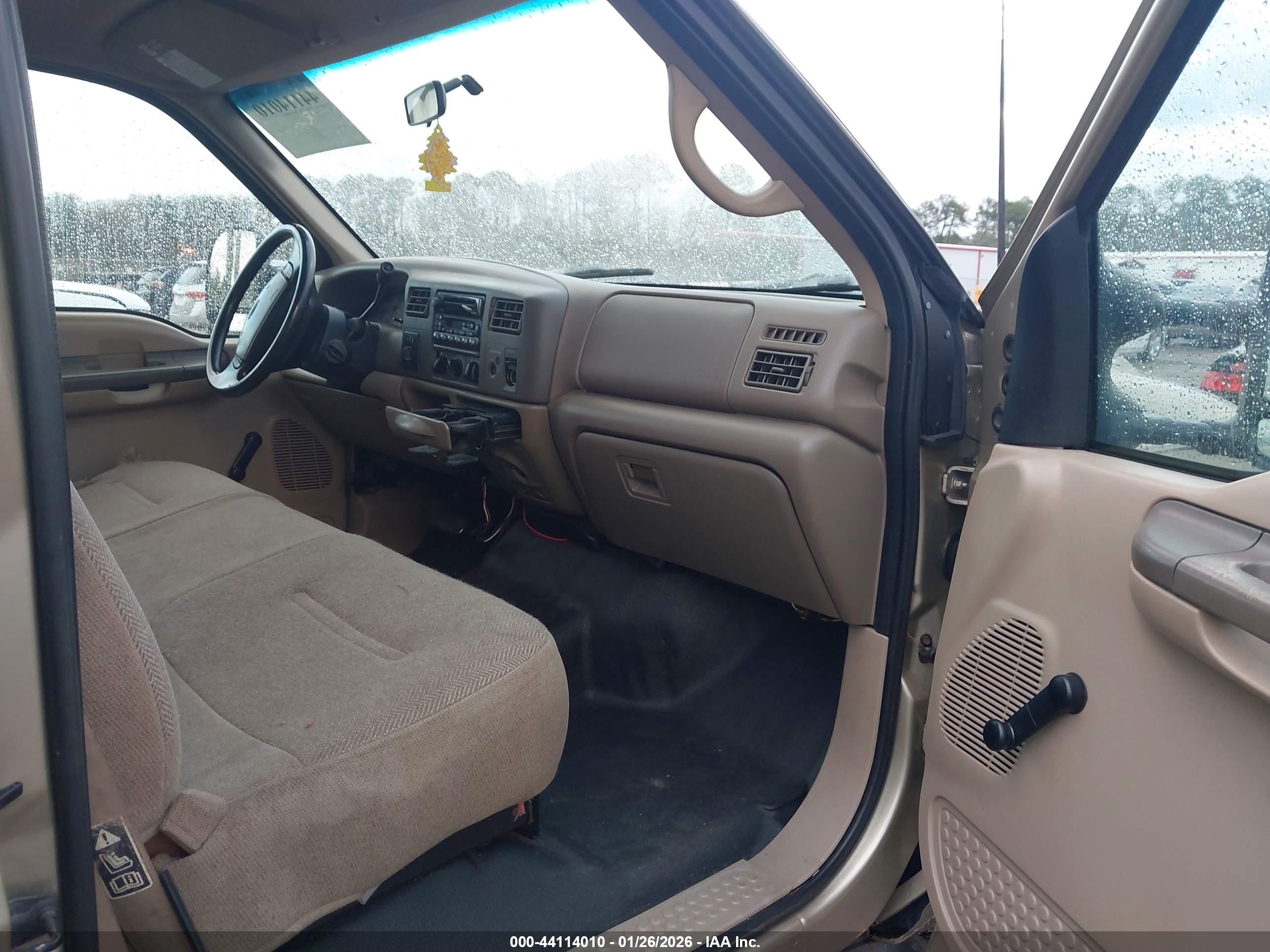 FORD F-250 image 5