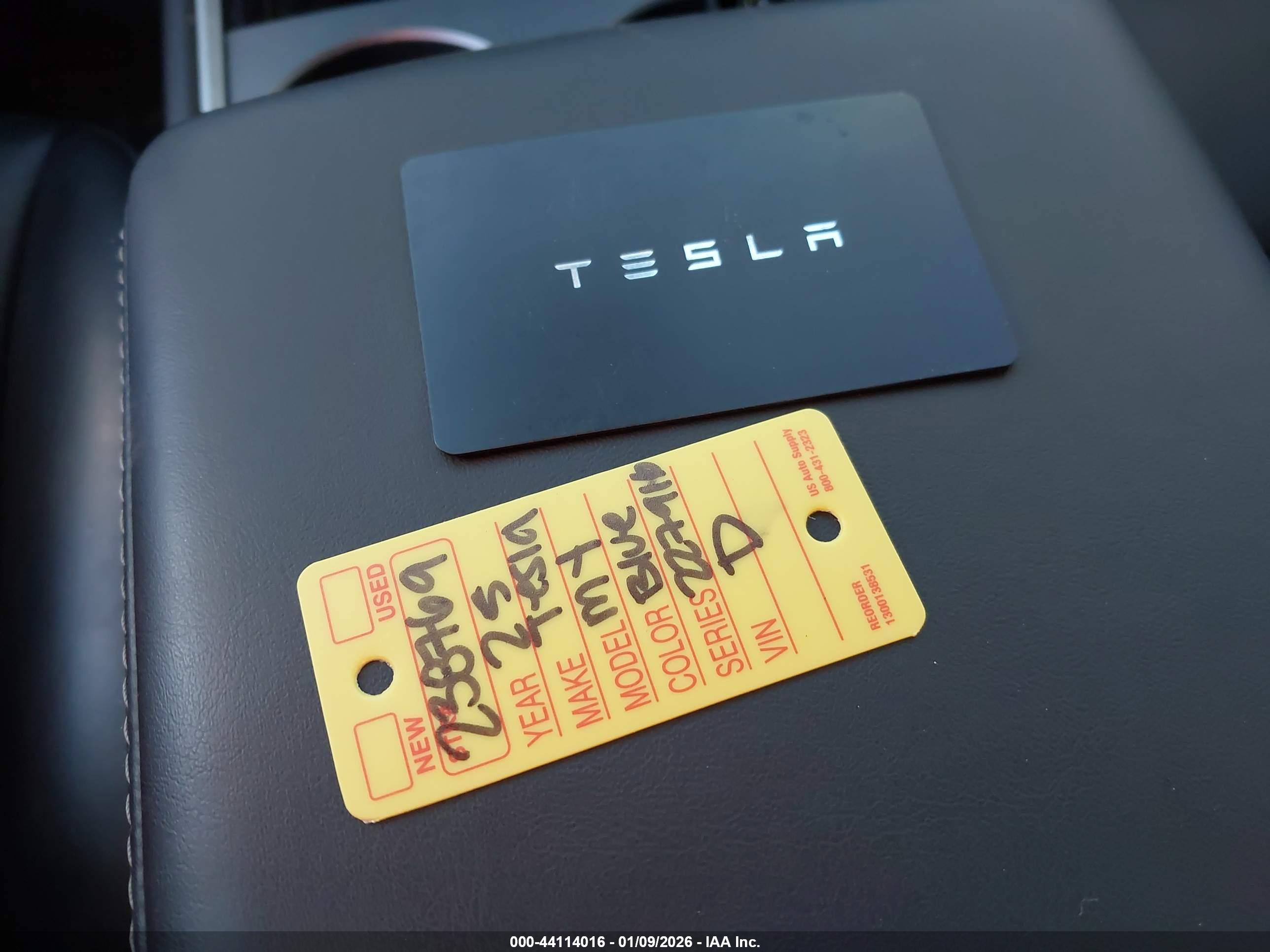TESLA MODEL image 11