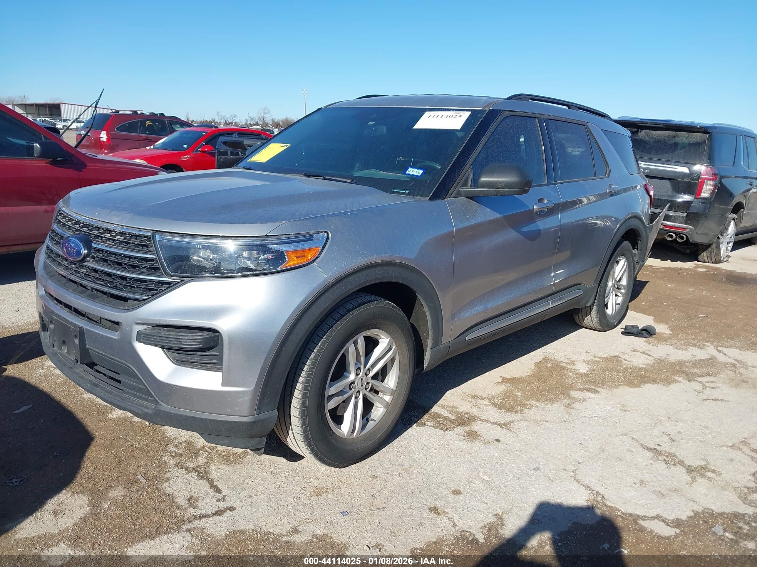 FORD EXPLORER image 2