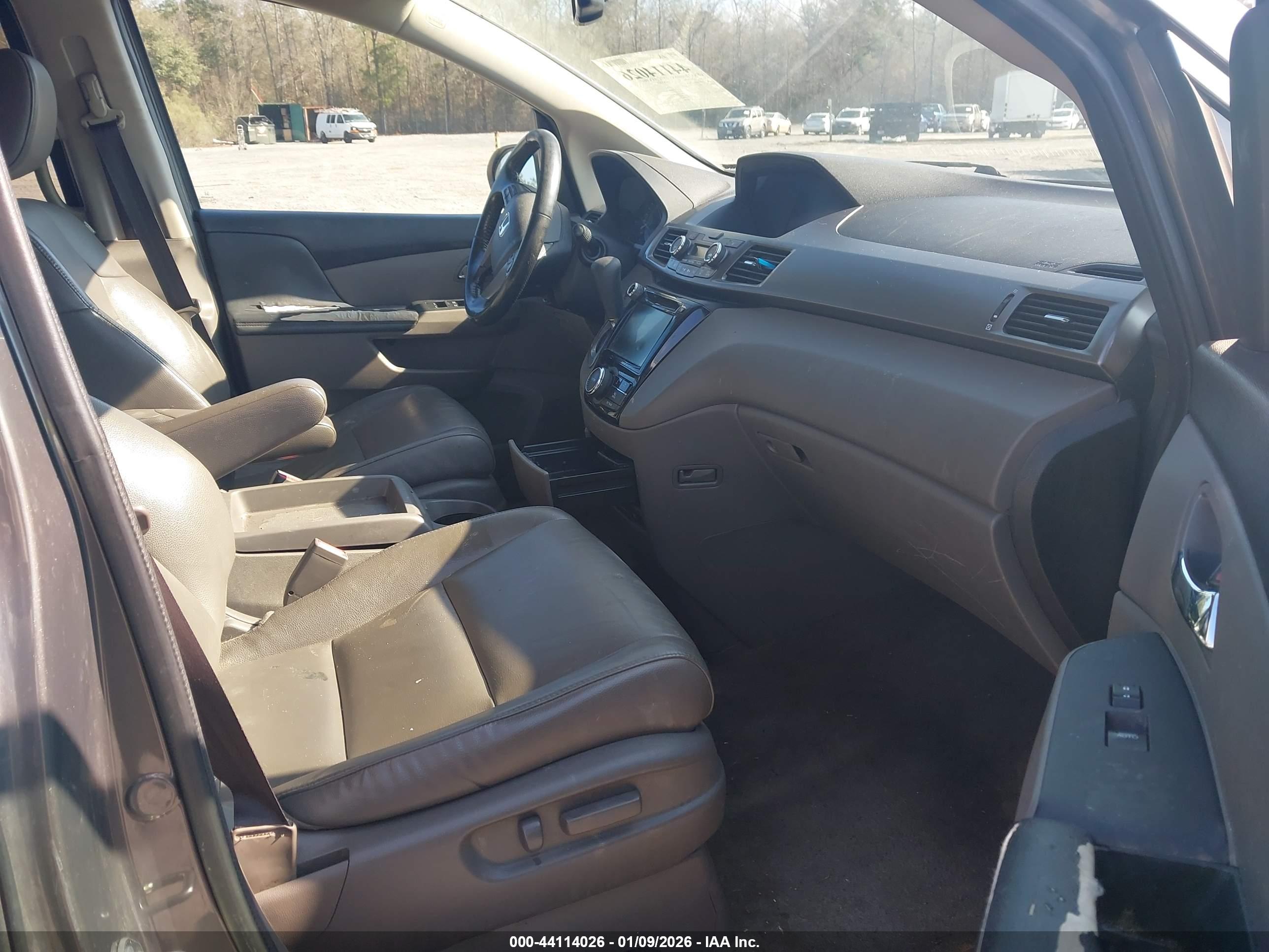 HONDA ODYSSEY image 5