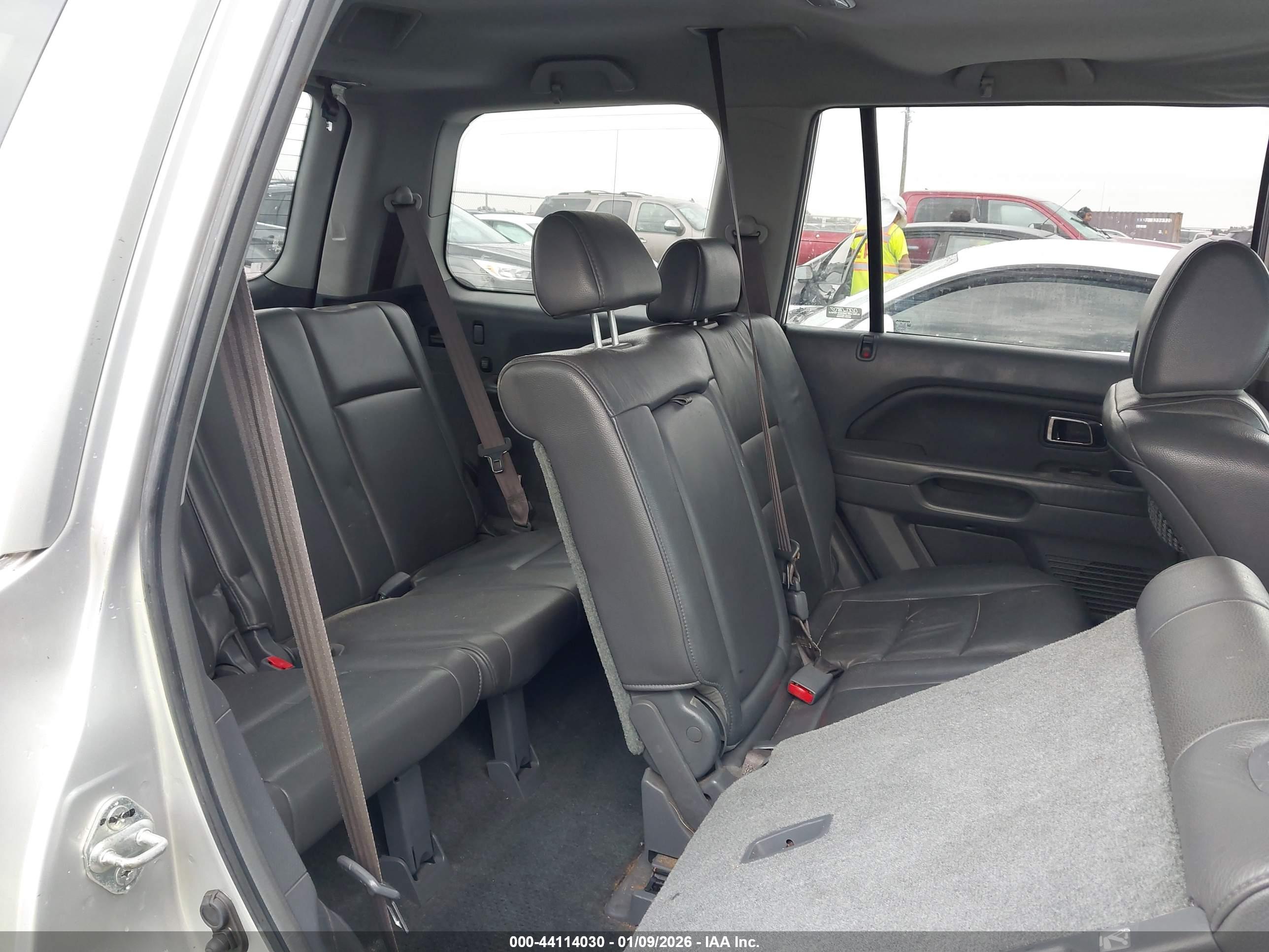 HONDA PILOT image 8