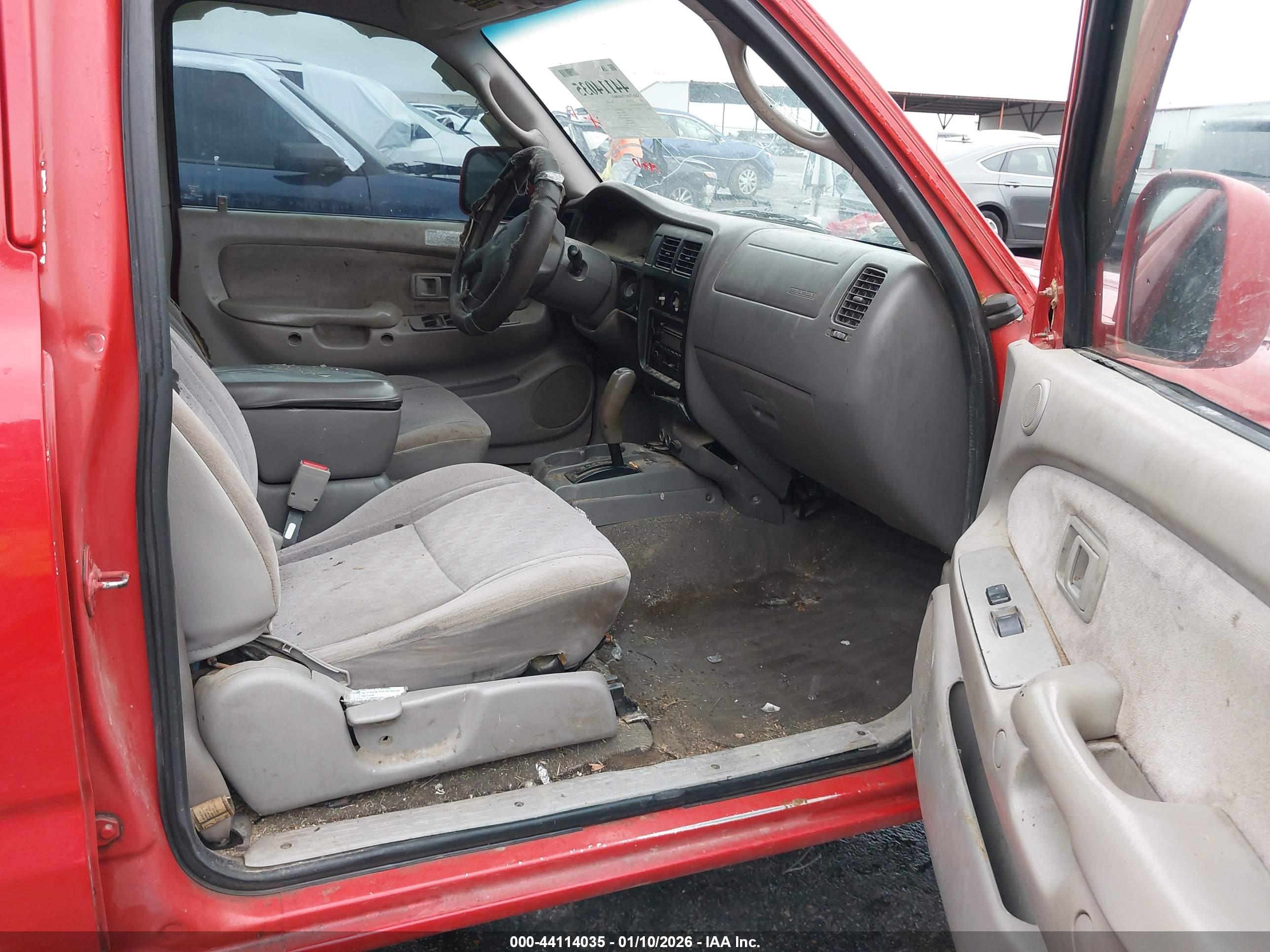 TOYOTA TACOMA image 5