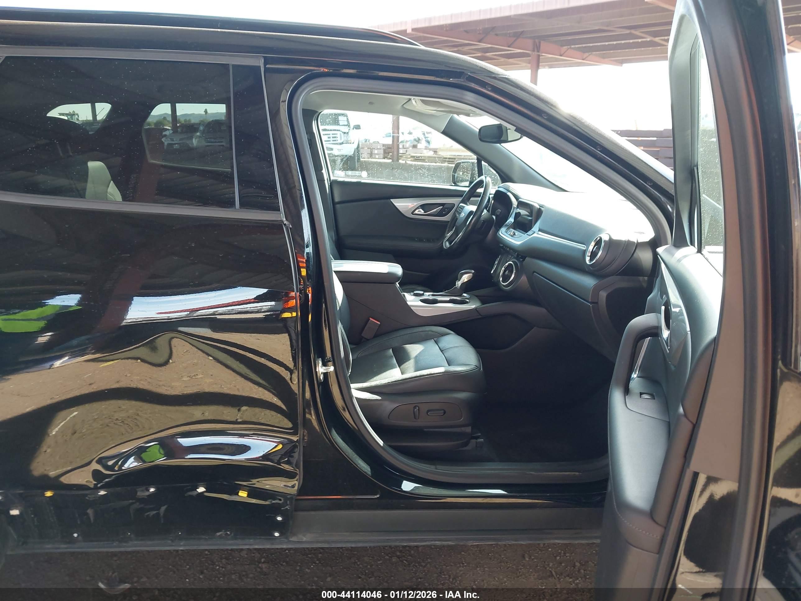 CHEVROLET BLAZER image 5