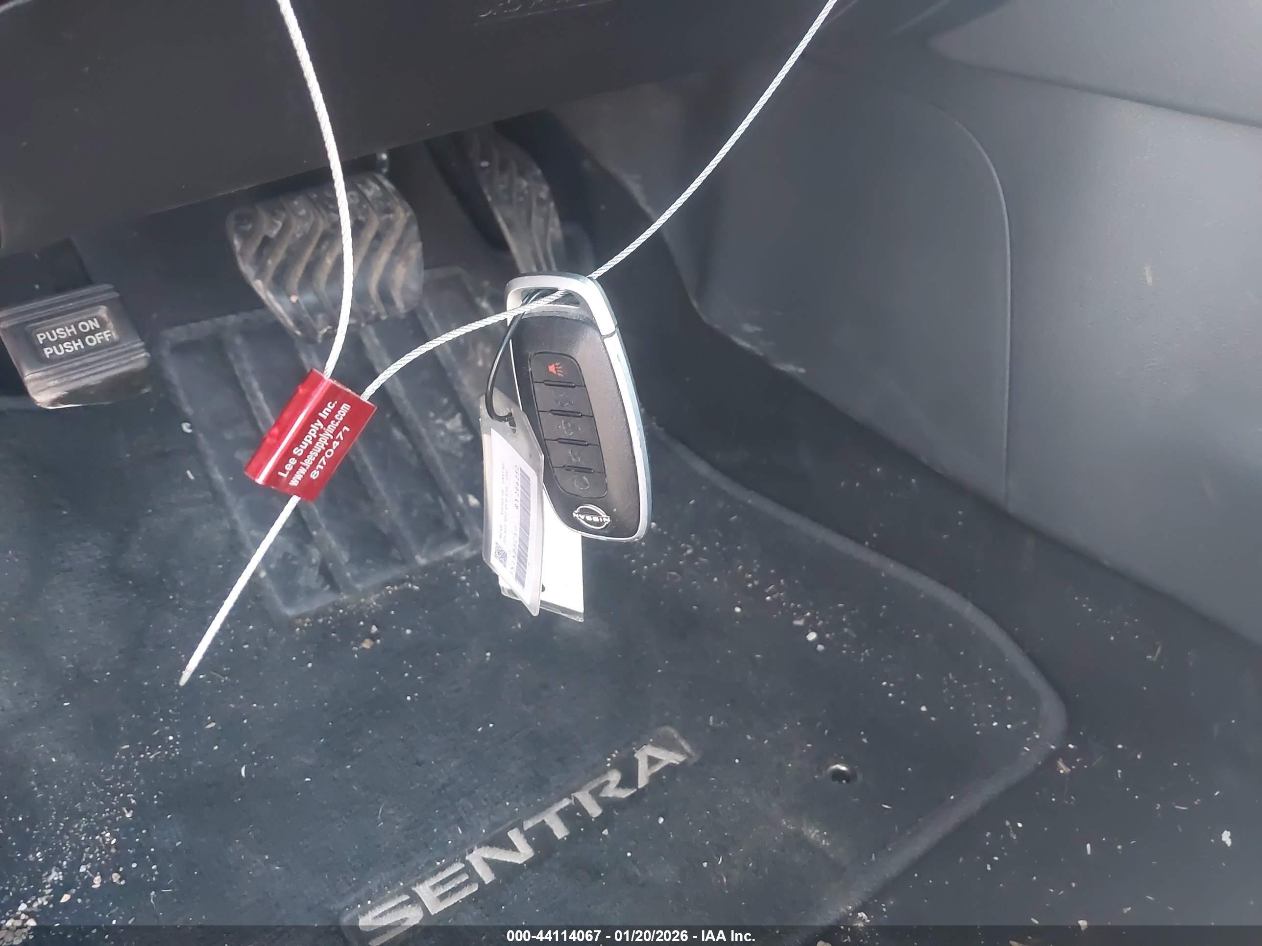 NISSAN SENTRA image 11