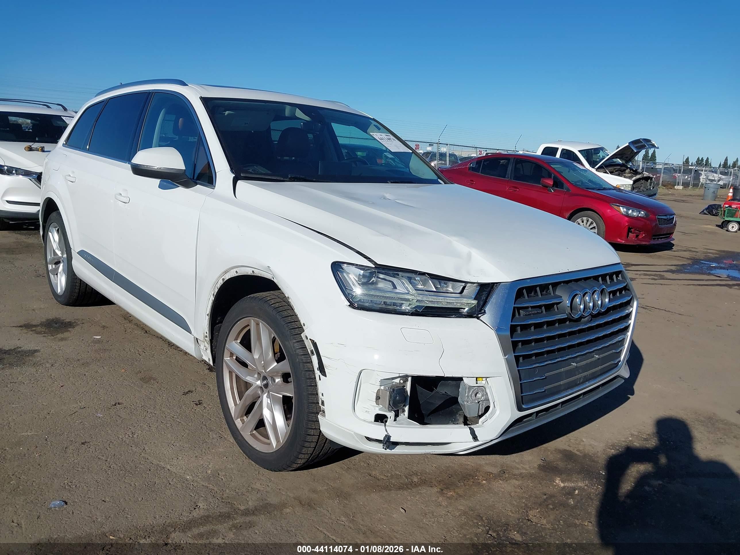 AUDI Q7 image 6