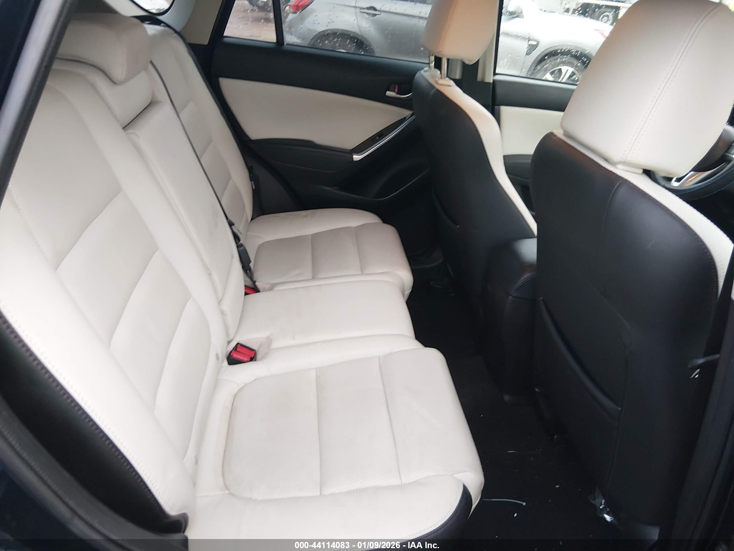 MAZDA CX-5 image 8