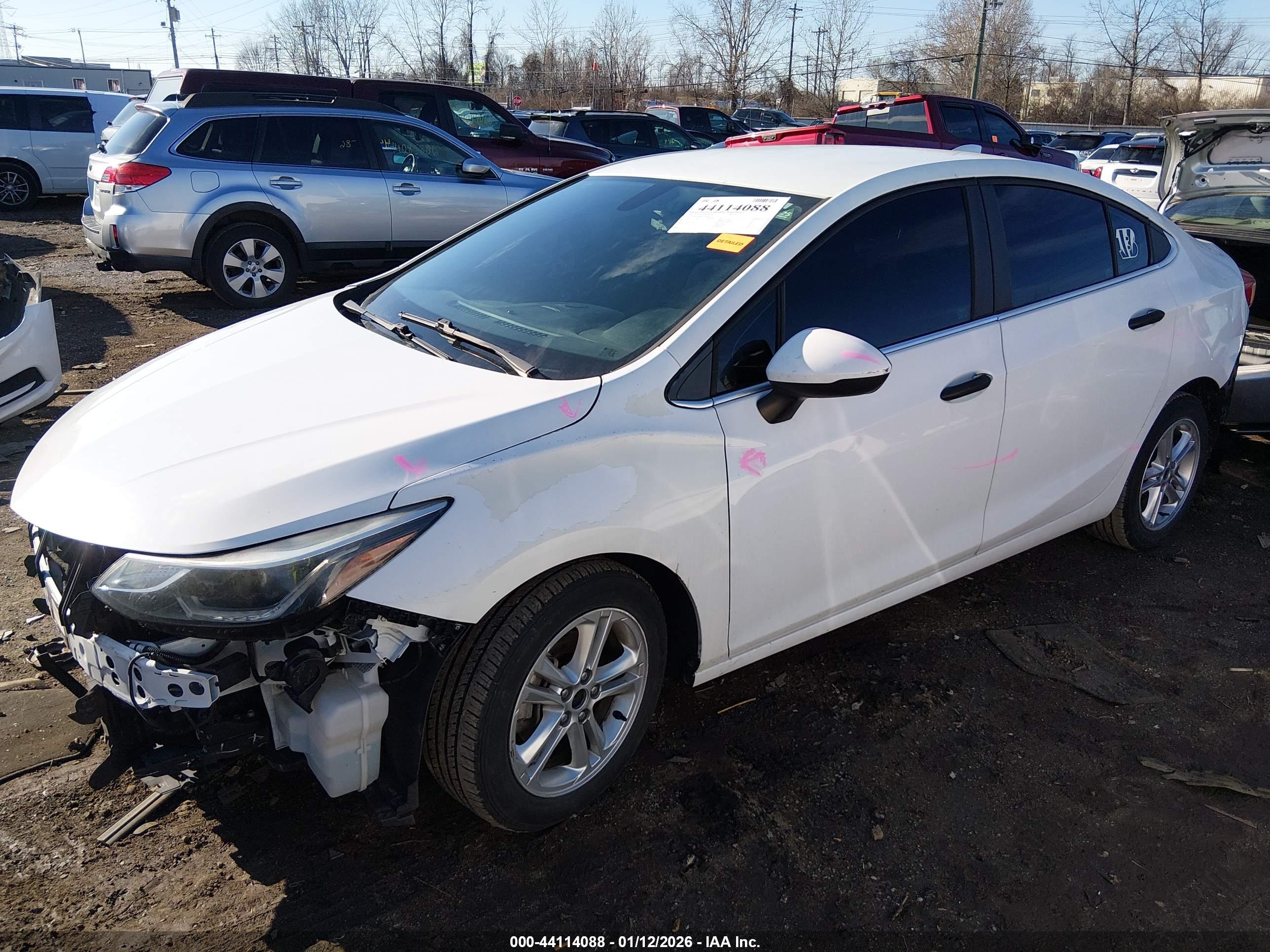 CHEVROLET CRUZE image 2