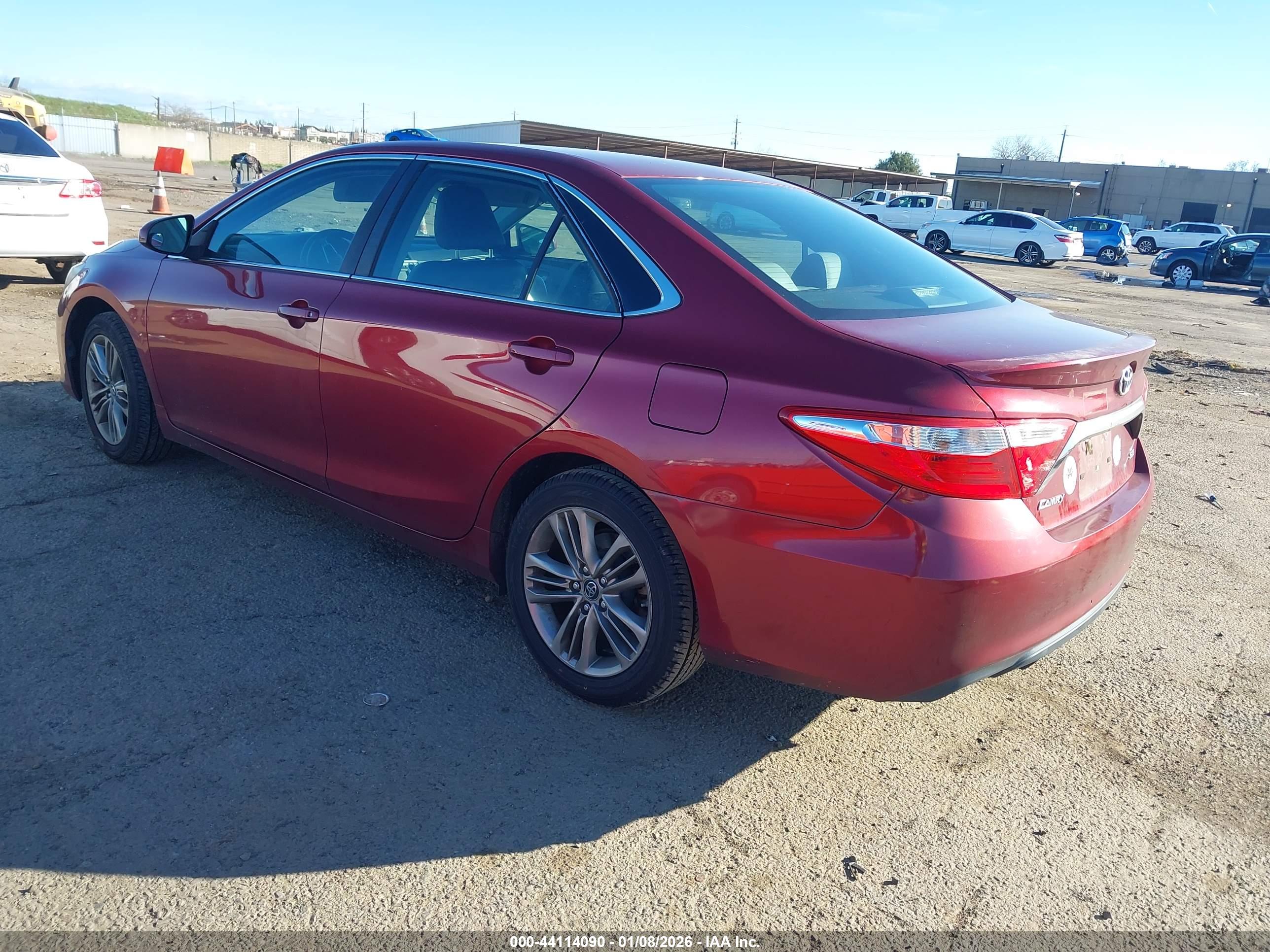 TOYOTA CAMRY image 3