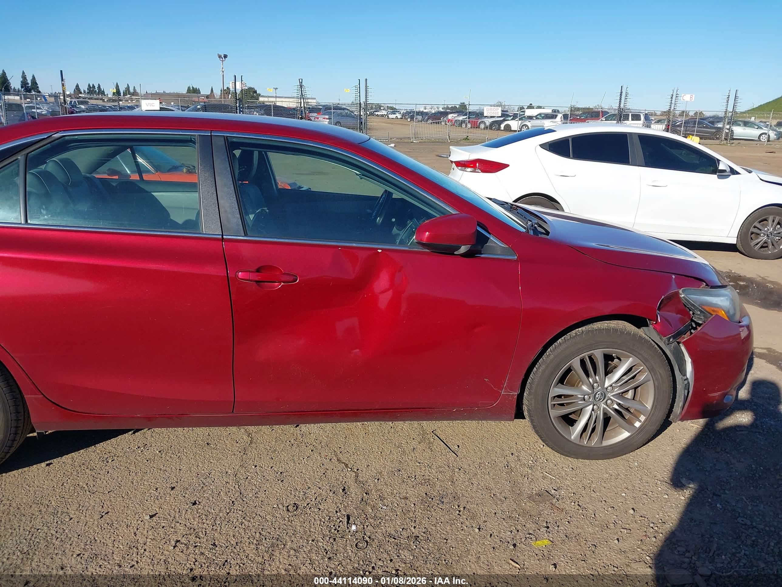TOYOTA CAMRY image 6