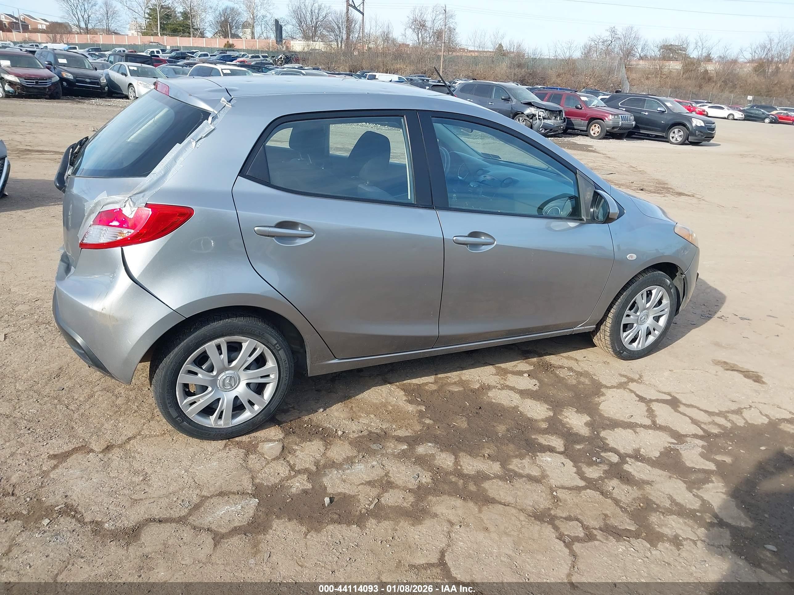 MAZDA MAZDA2 image 4