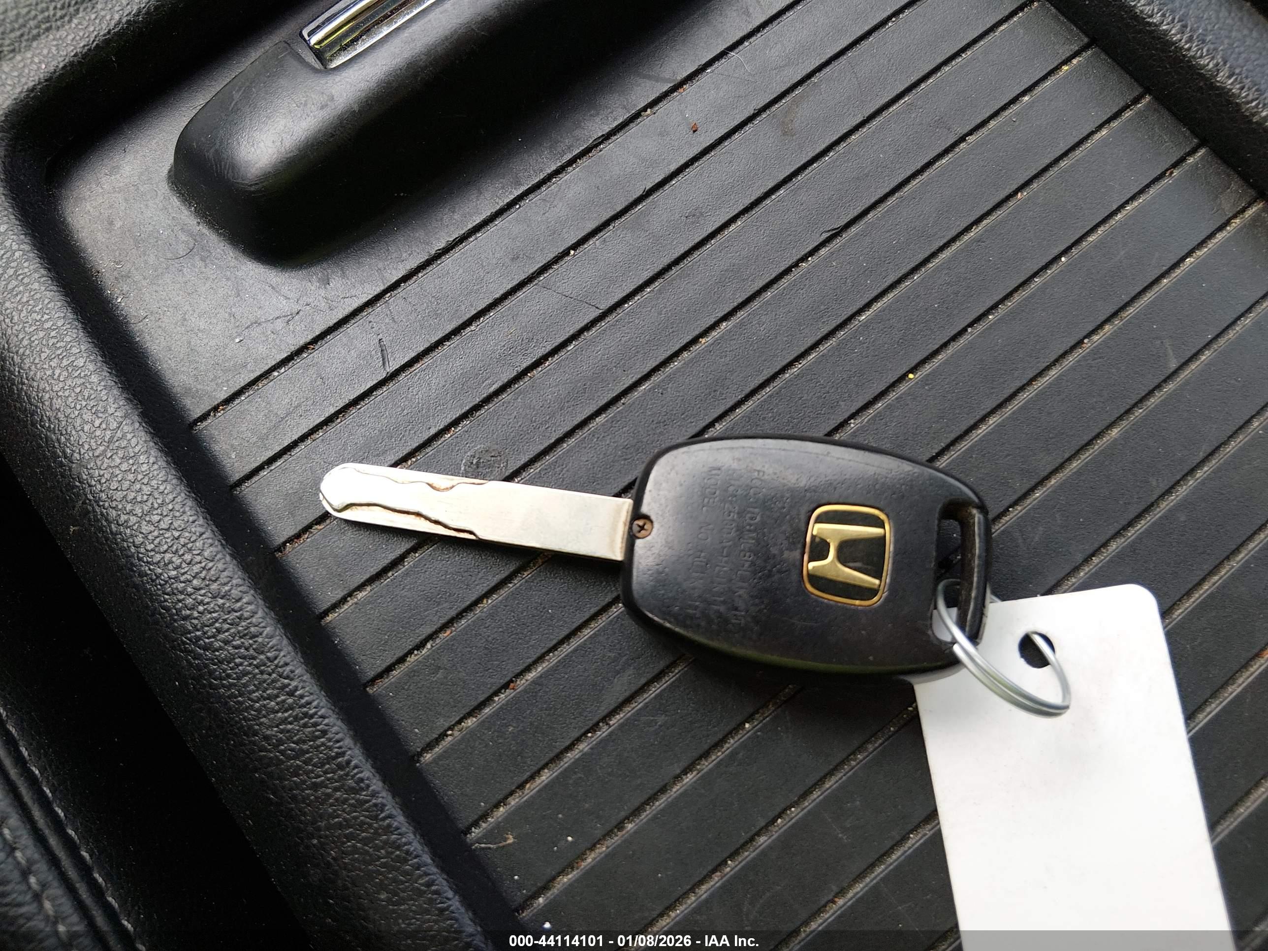 HONDA CR-V image 11