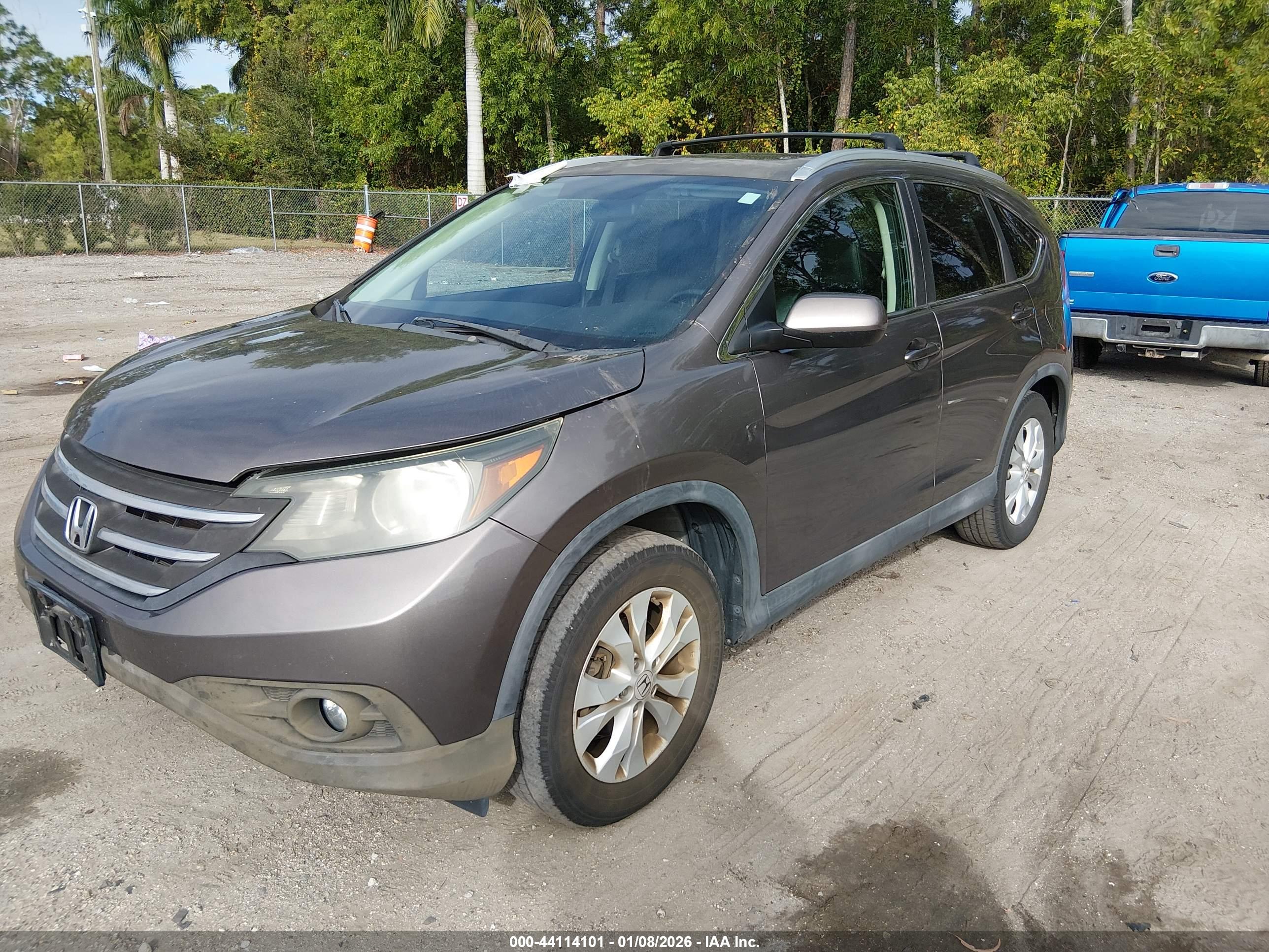 HONDA CR-V image 2