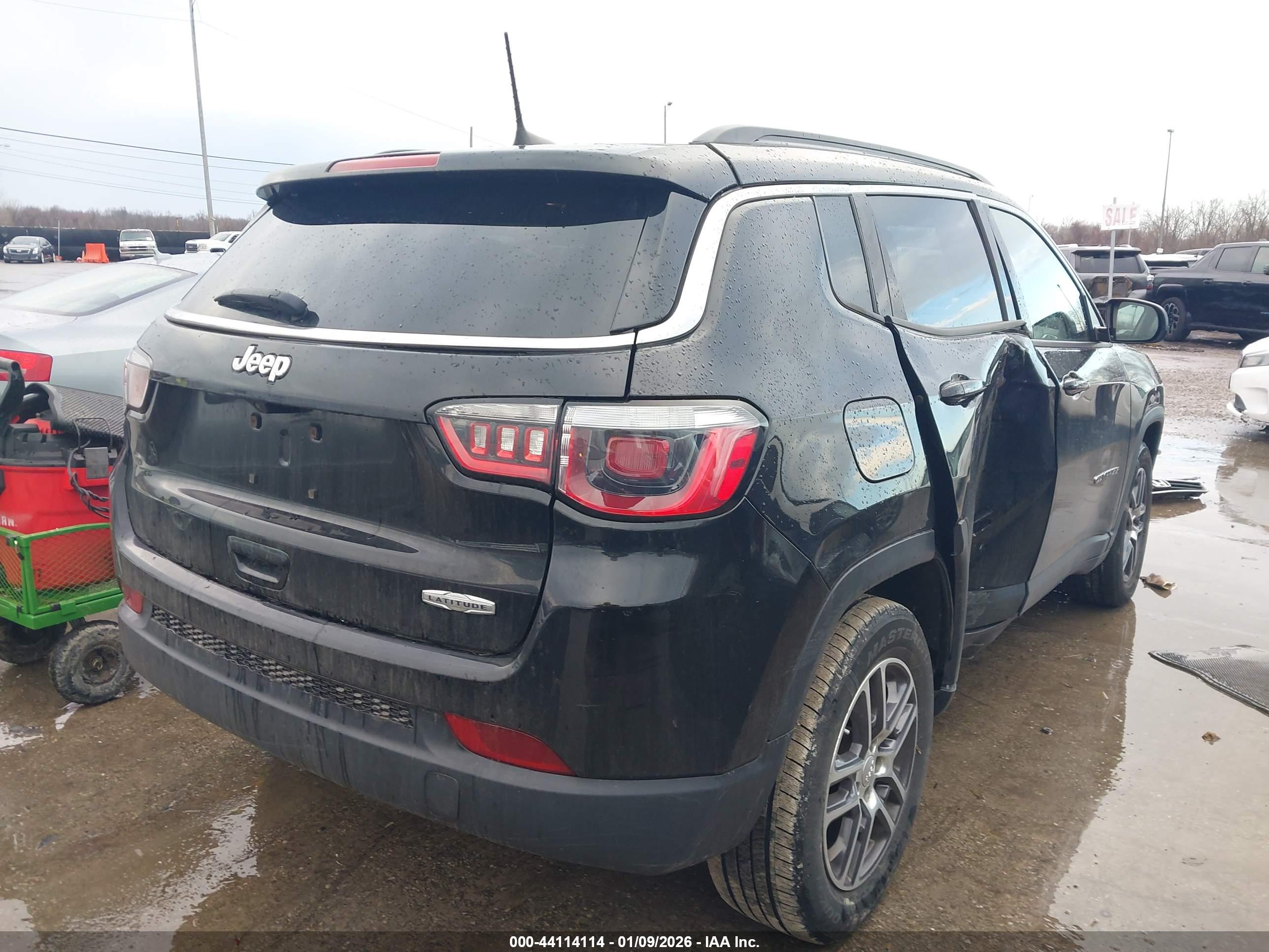 JEEP COMPASS image 4