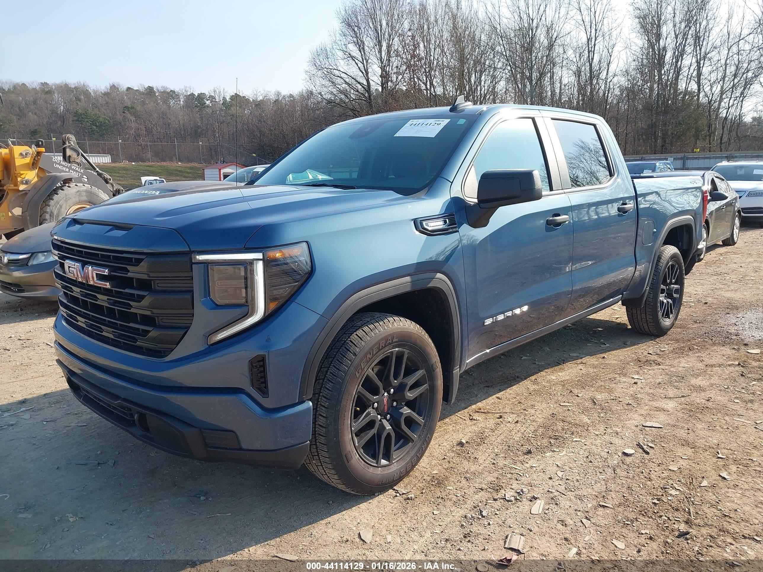 GMC SIERRA image 2