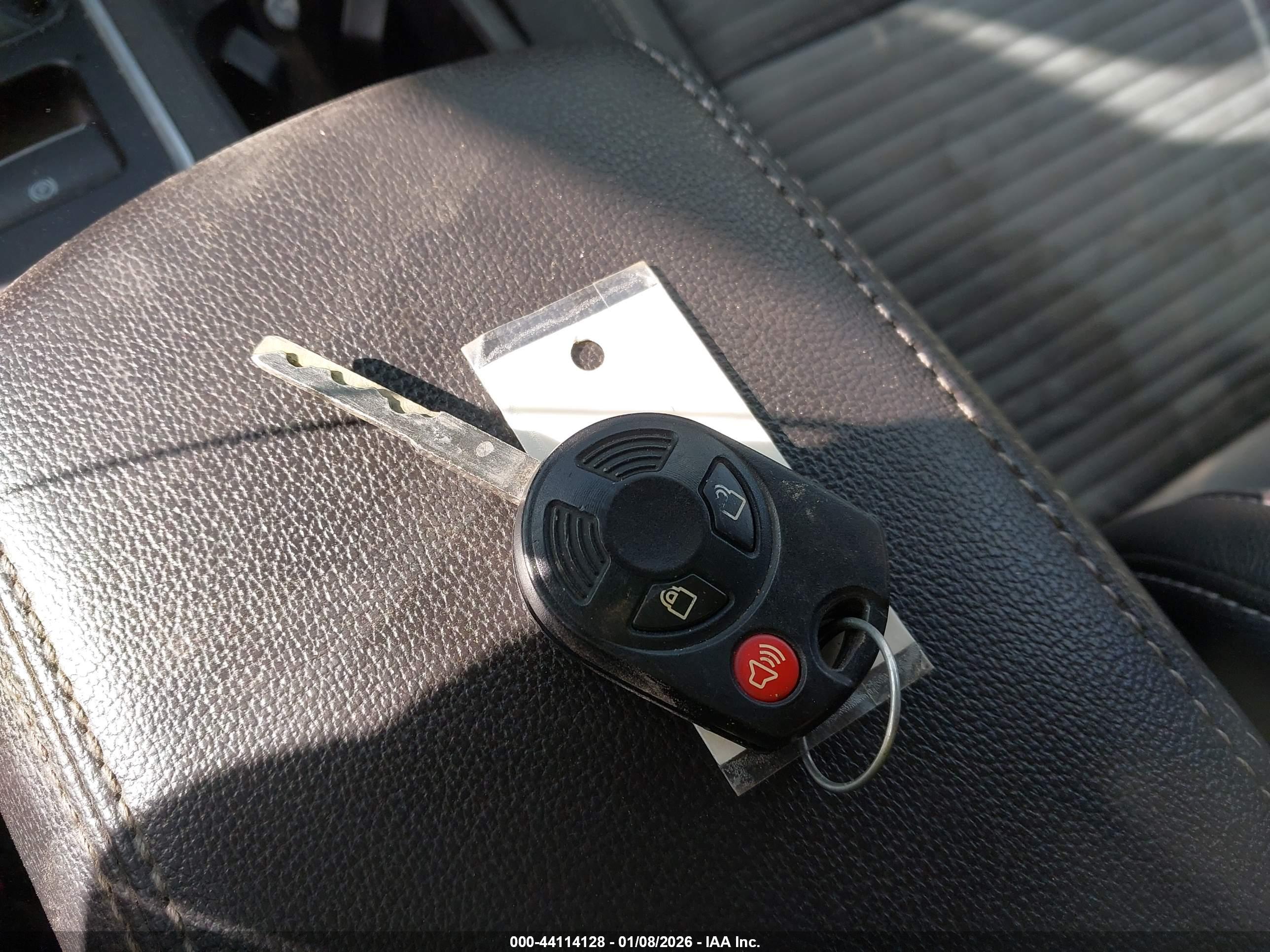 FORD ESCAPE image 11