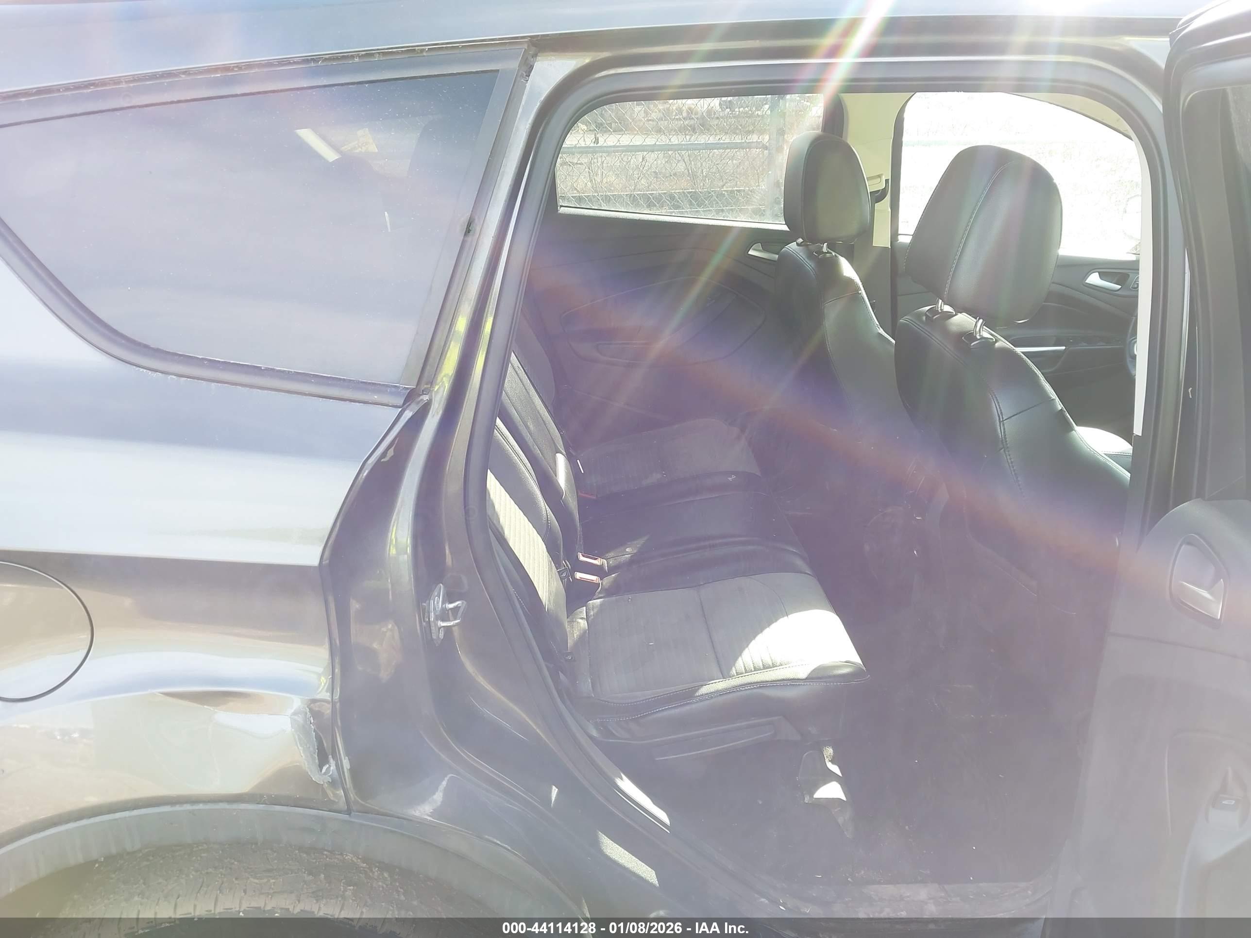 FORD ESCAPE image 8