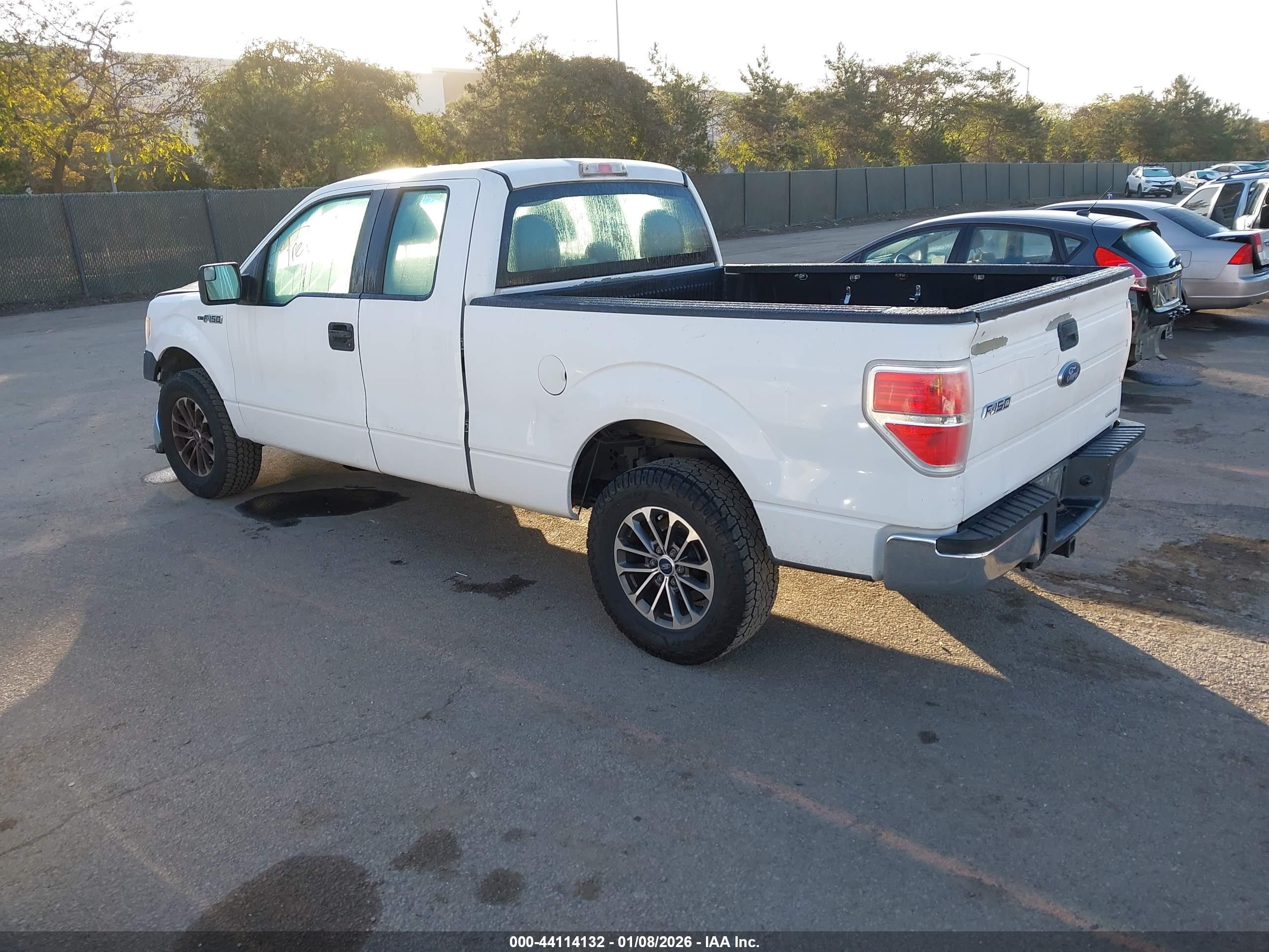 FORD F-150 image 3