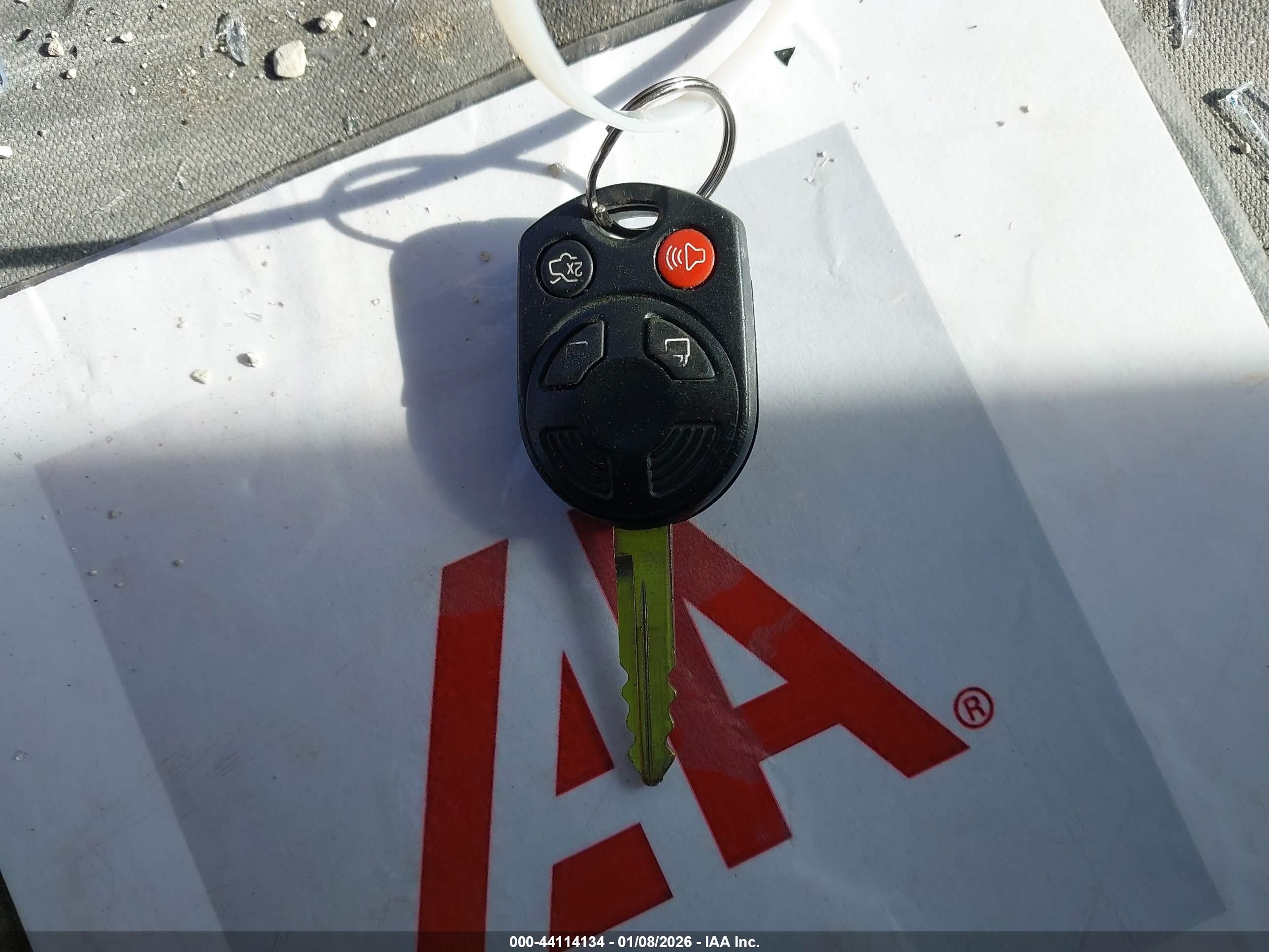 FORD ESCAPE image 11