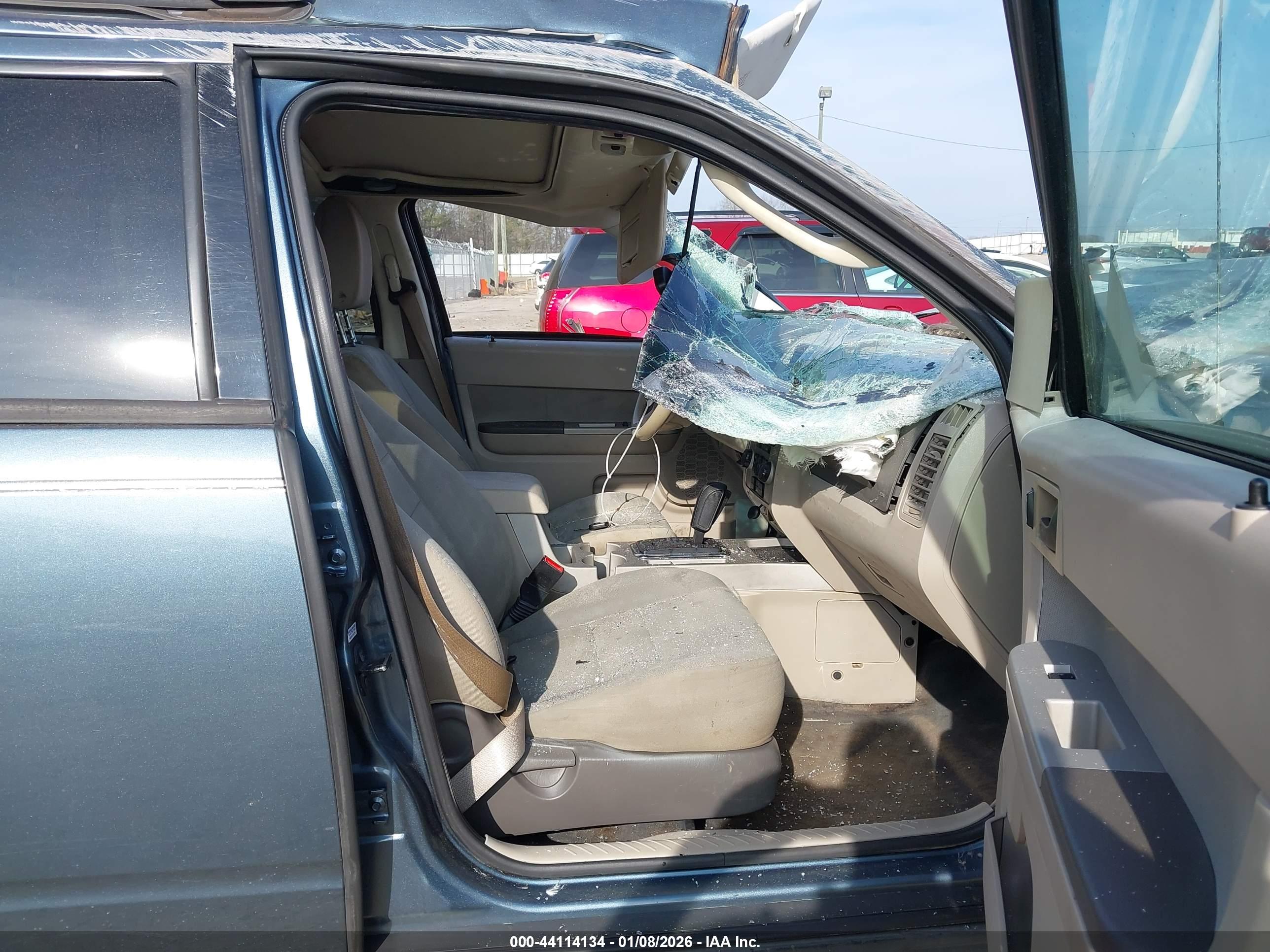 FORD ESCAPE image 5