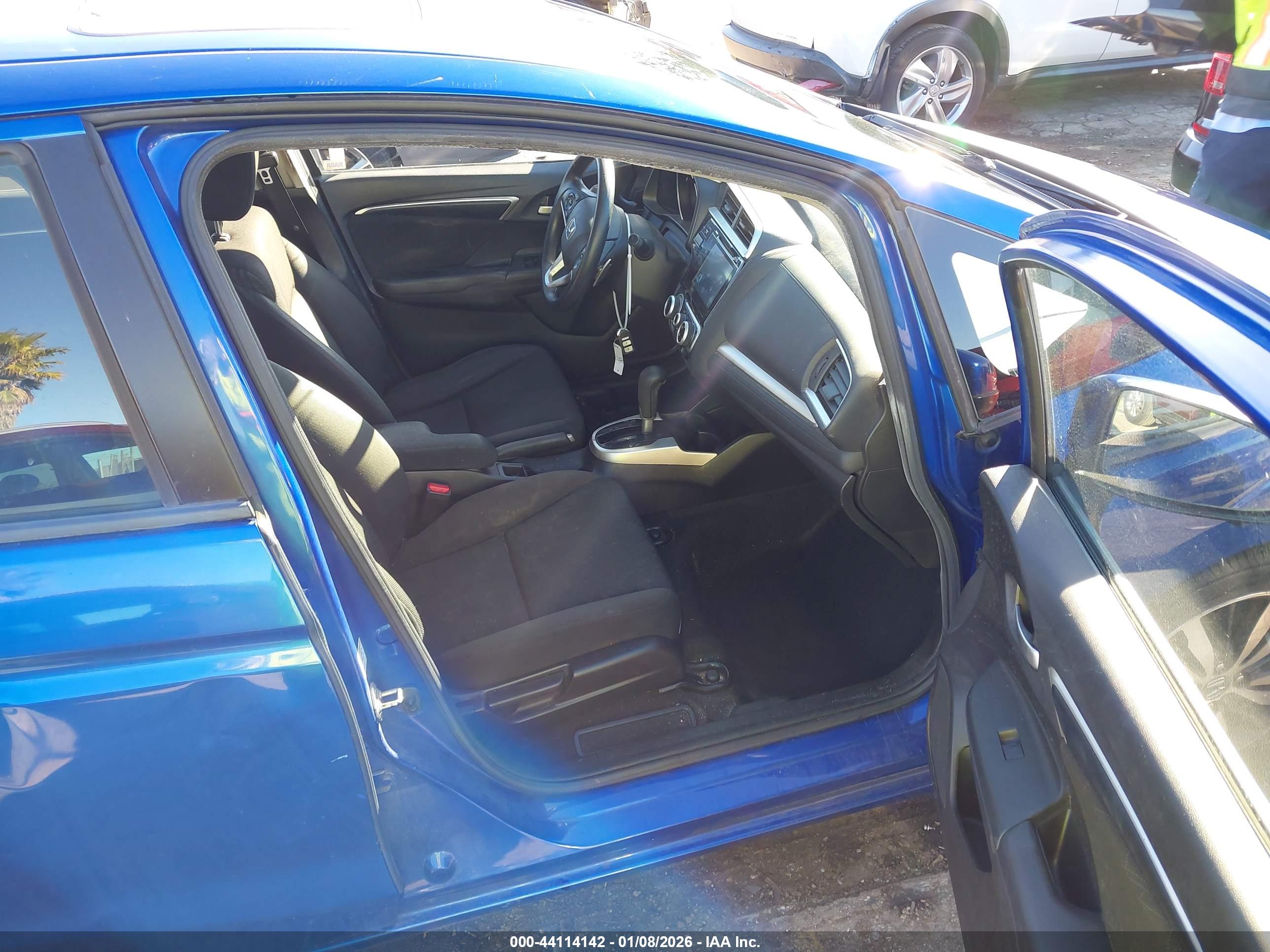 HONDA FIT image 5