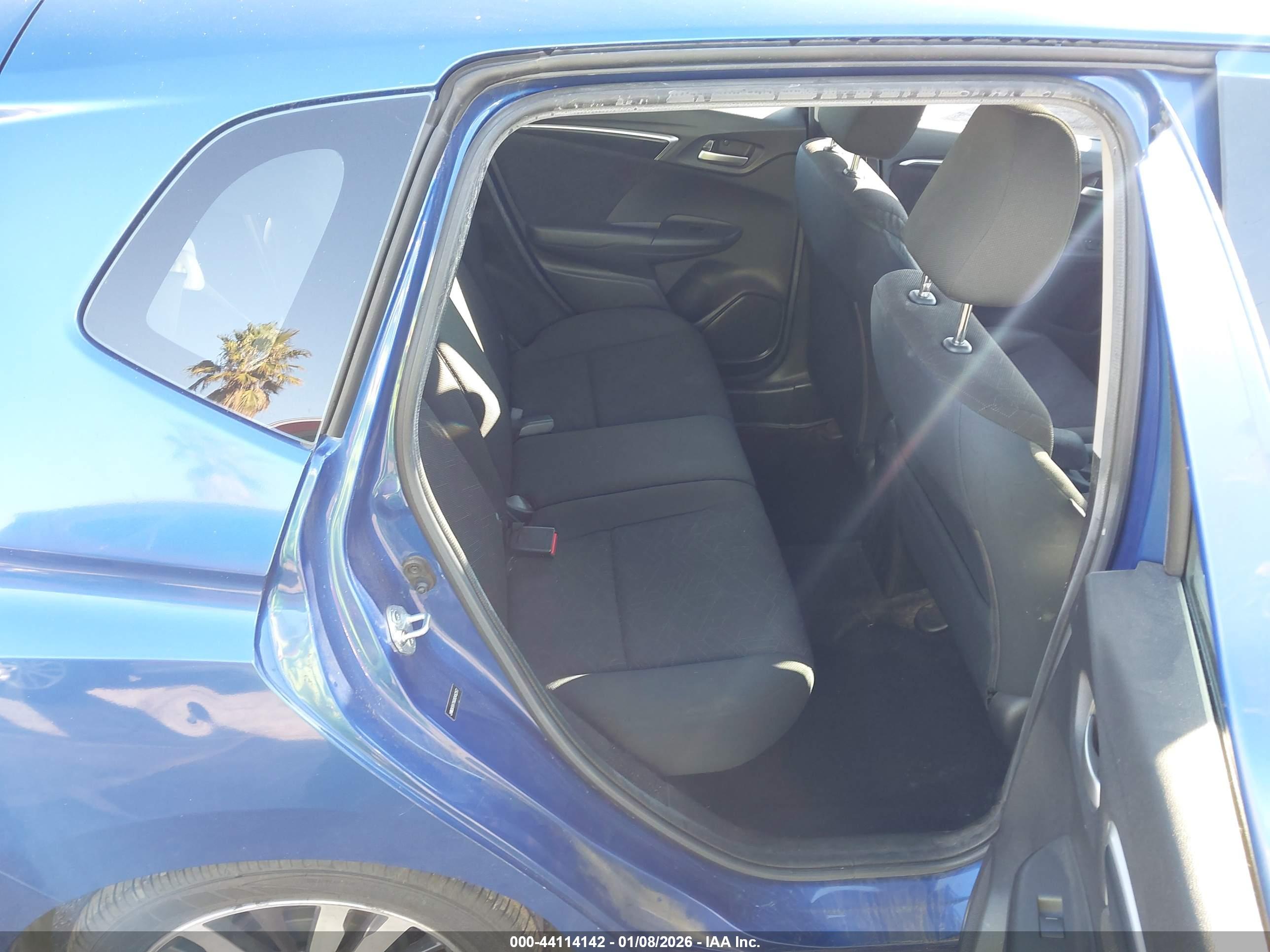 HONDA FIT image 8