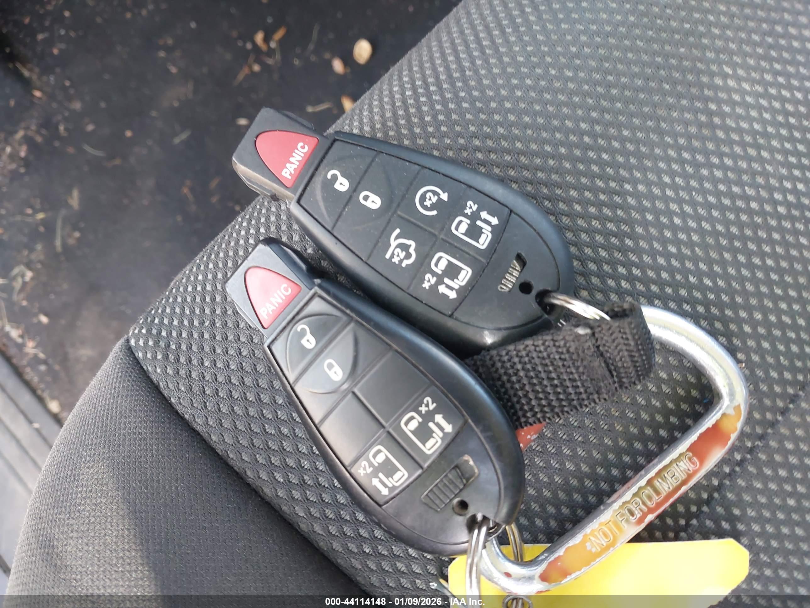 DODGE GRAND image 11