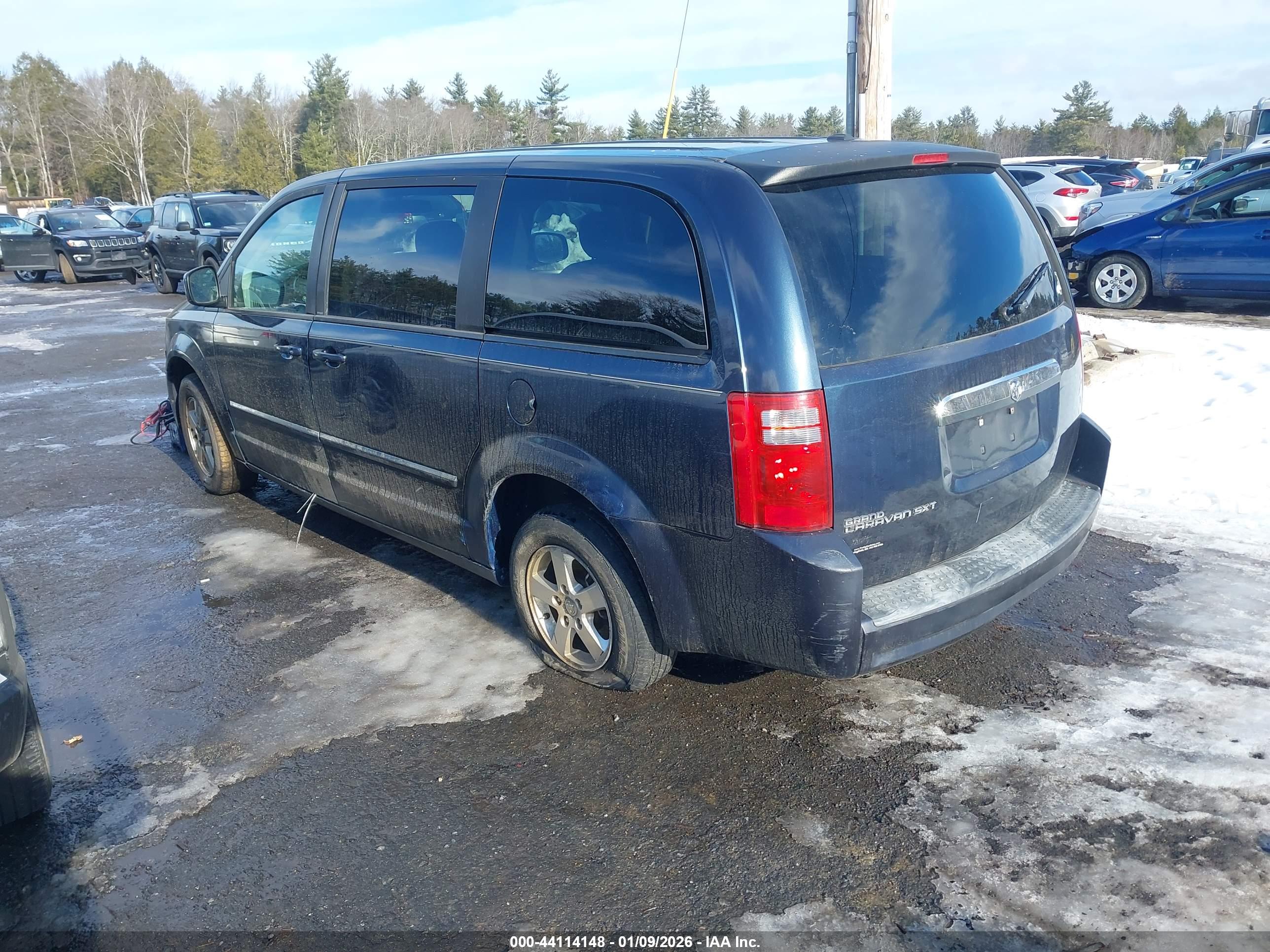 DODGE GRAND image 3
