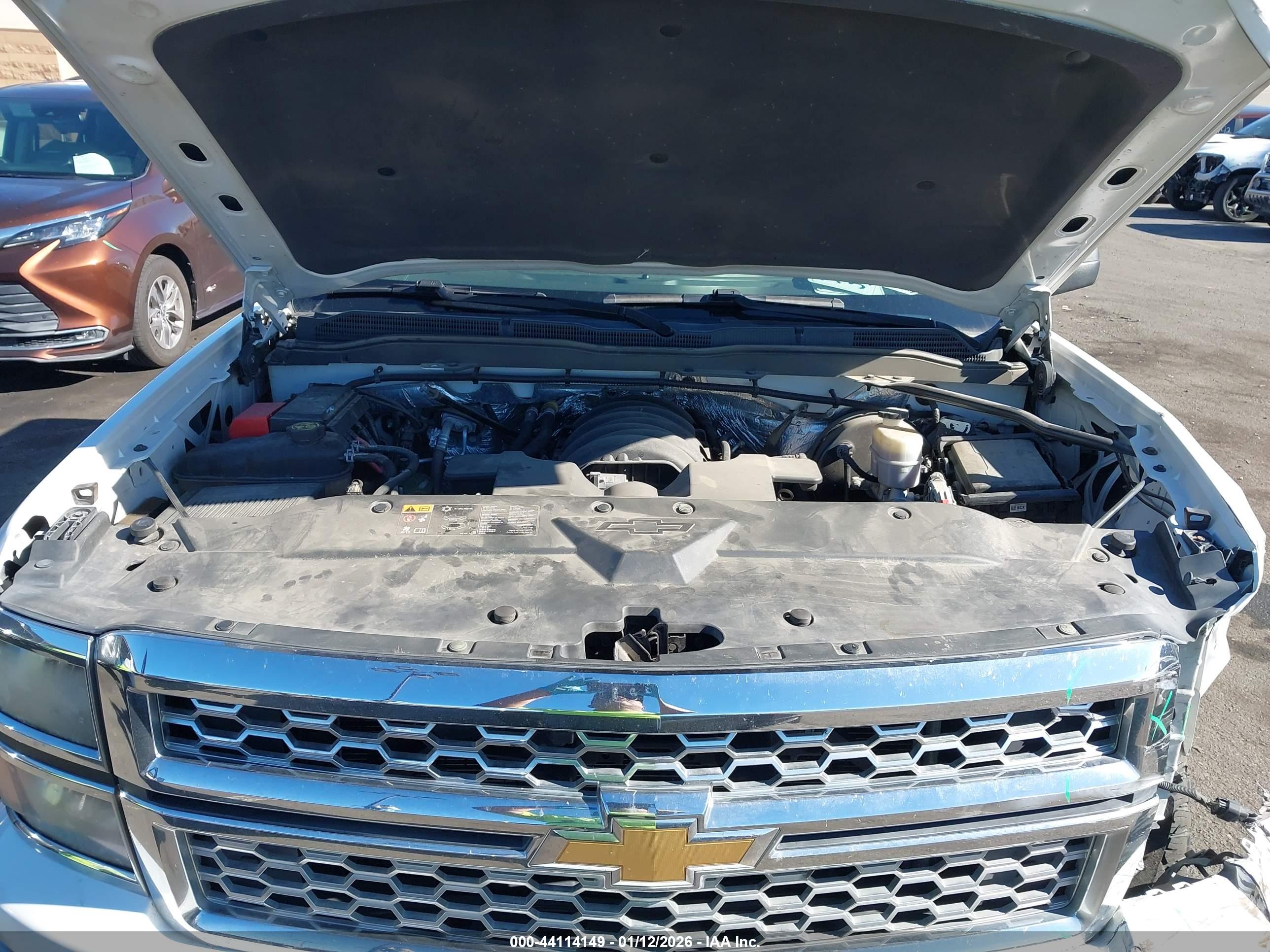 CHEVROLET SILVERADO image 10