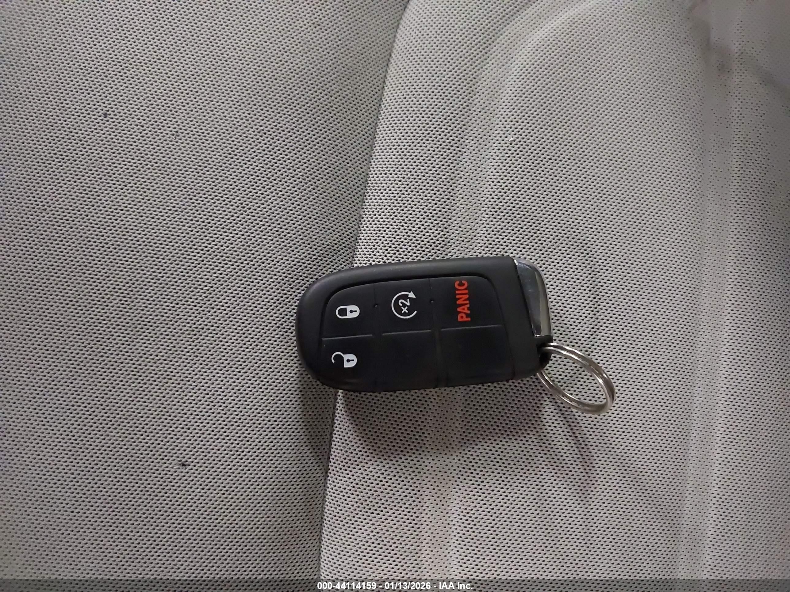 JEEP RENEGADE image 11