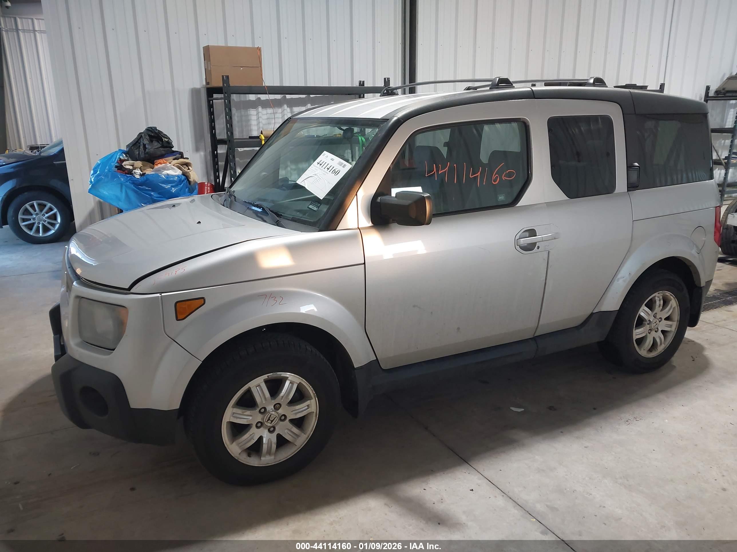 HONDA ELEMENT image 2