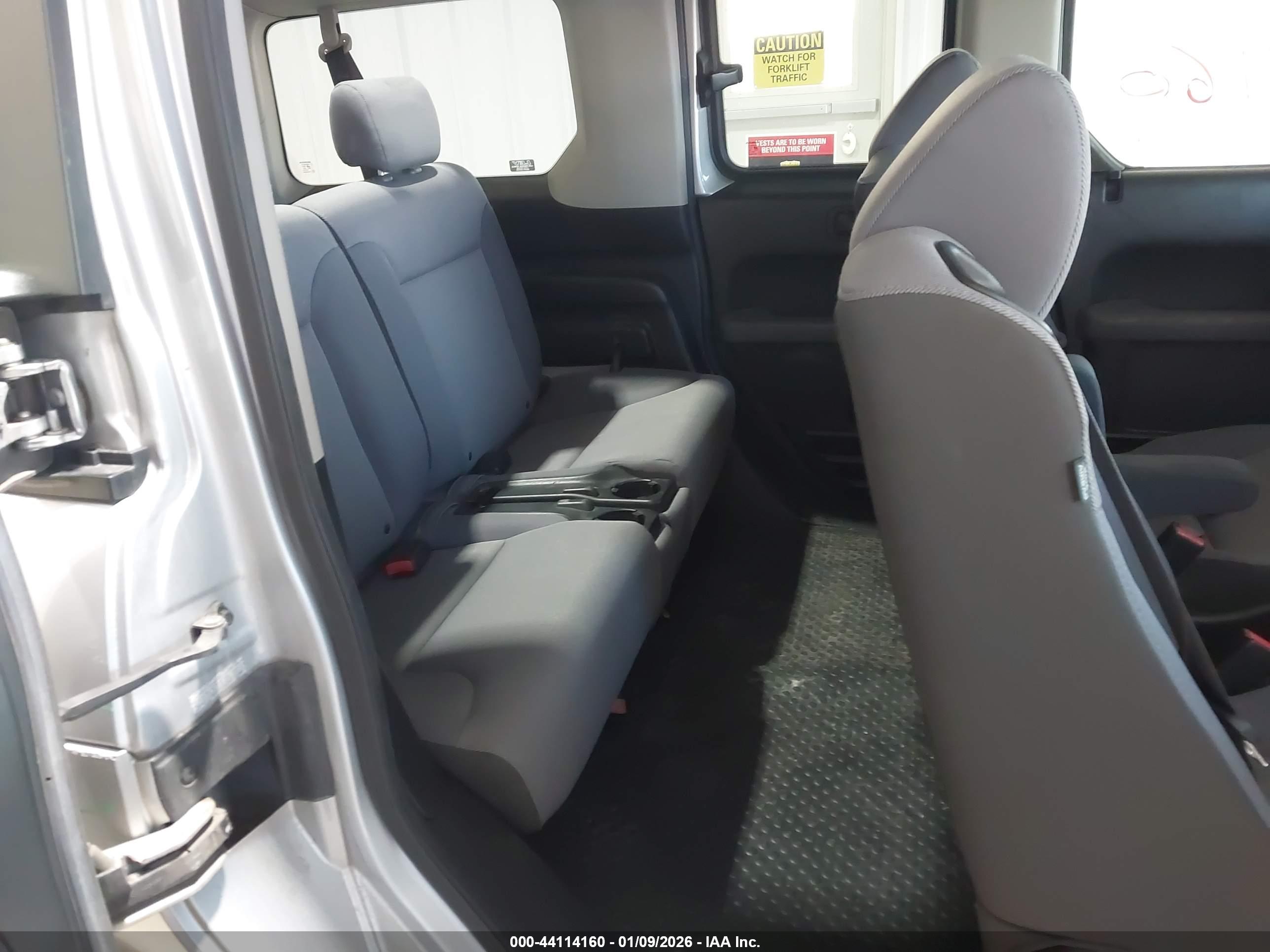 HONDA ELEMENT image 8