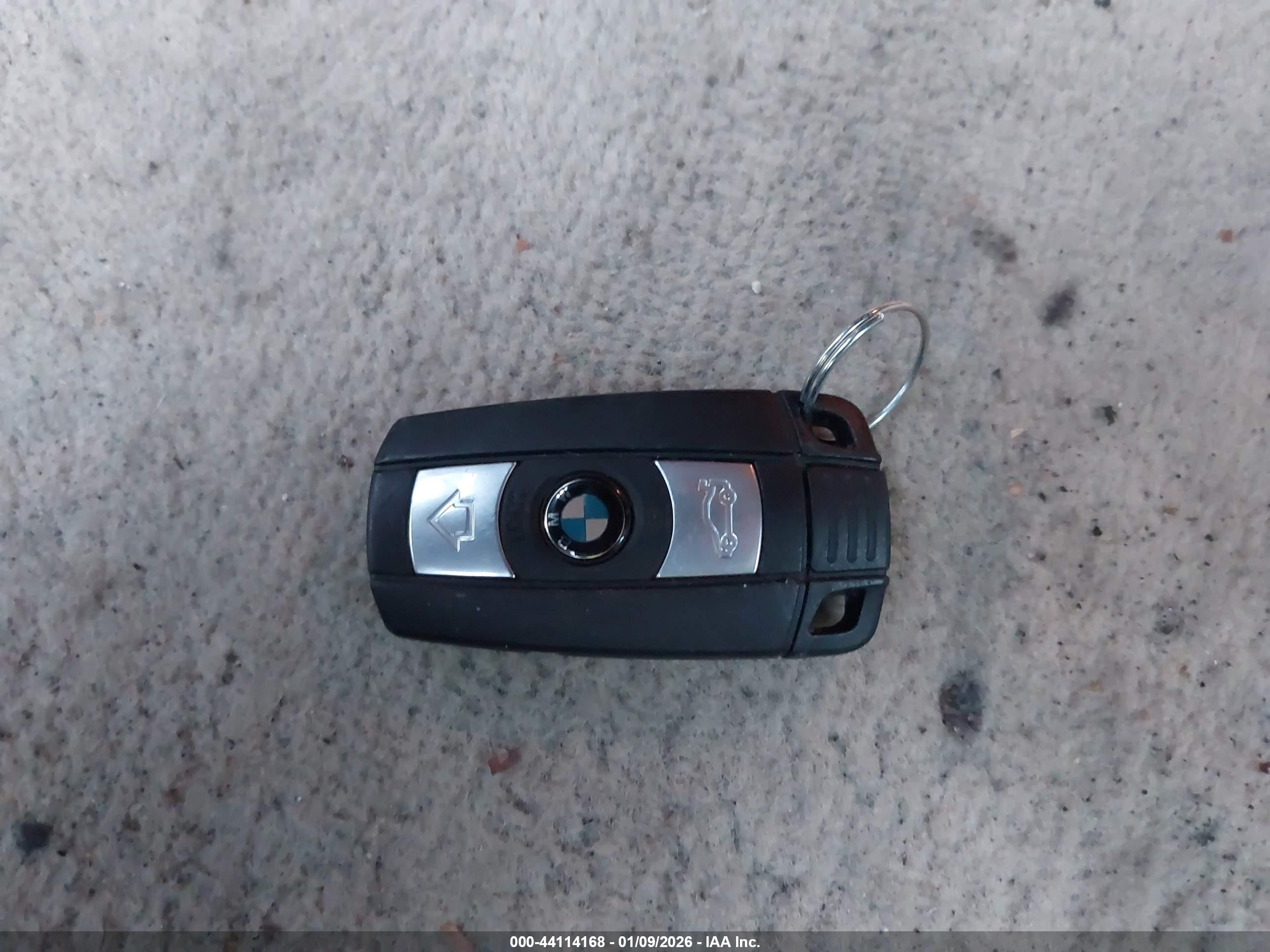 BMW 650I image 11