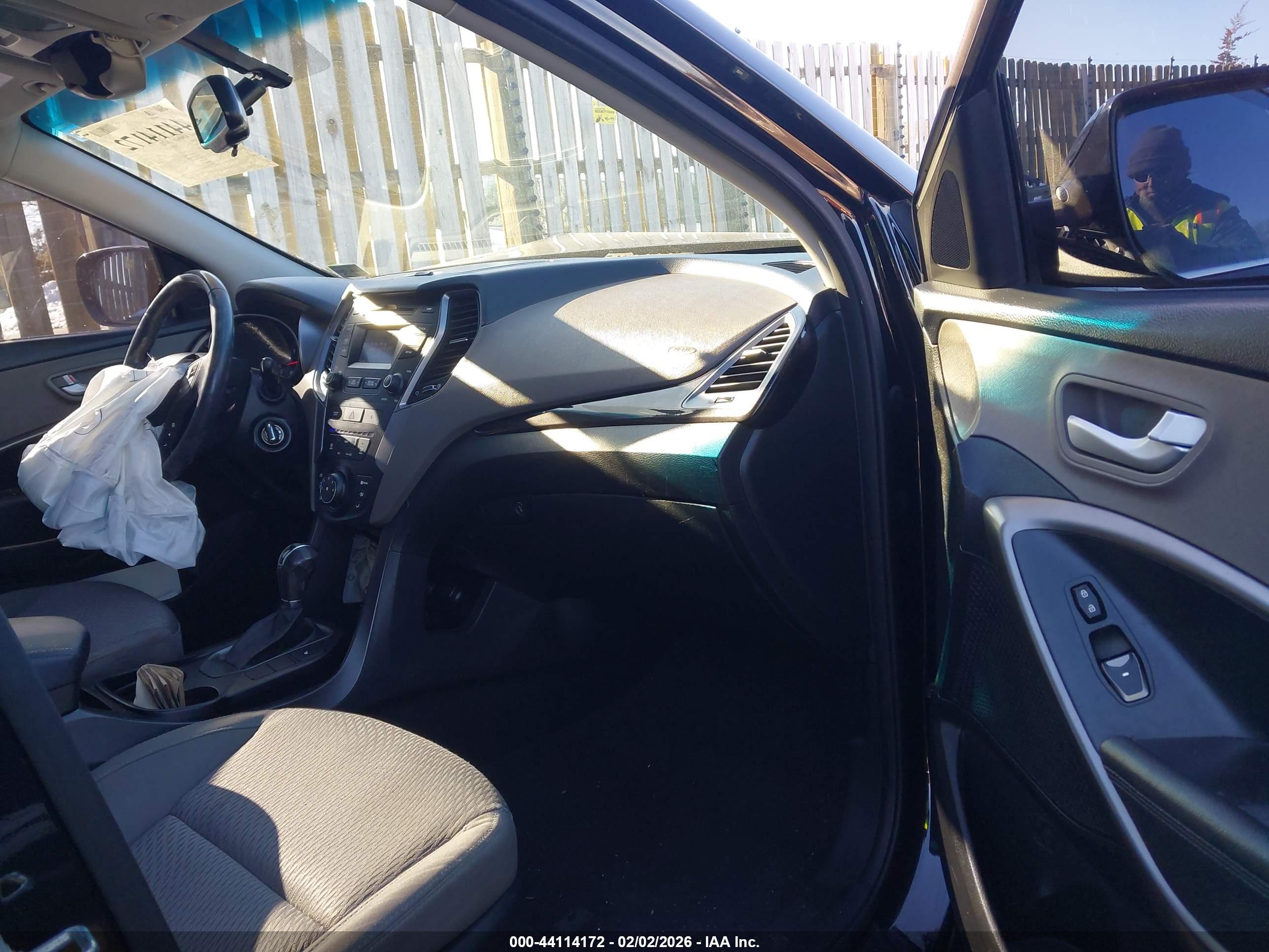HYUNDAI SANTA image 5