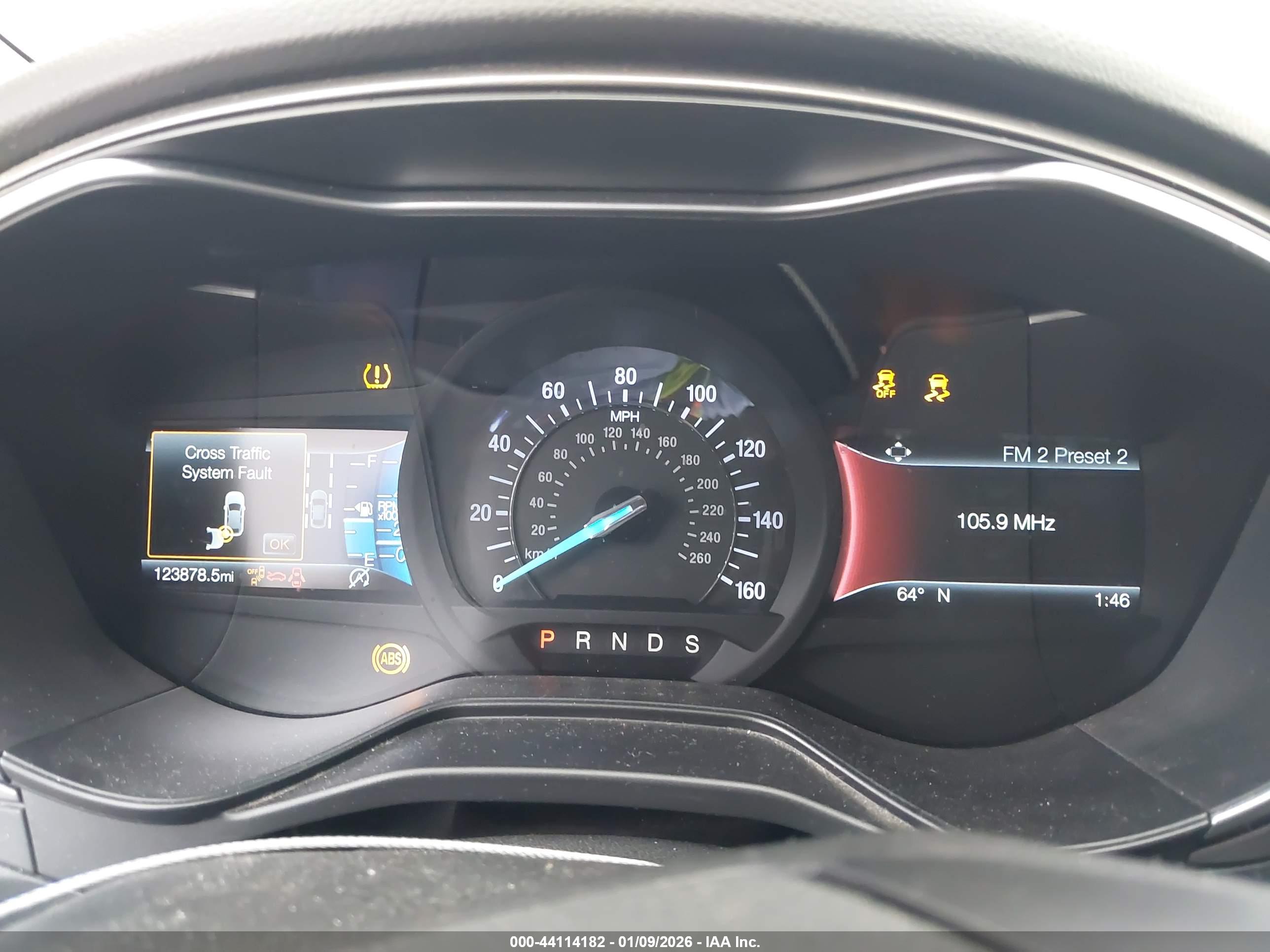 FORD FUSION image 7