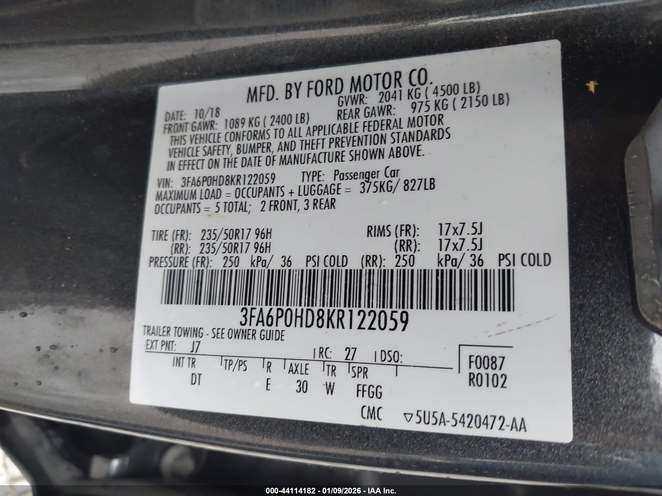 FORD FUSION image 9