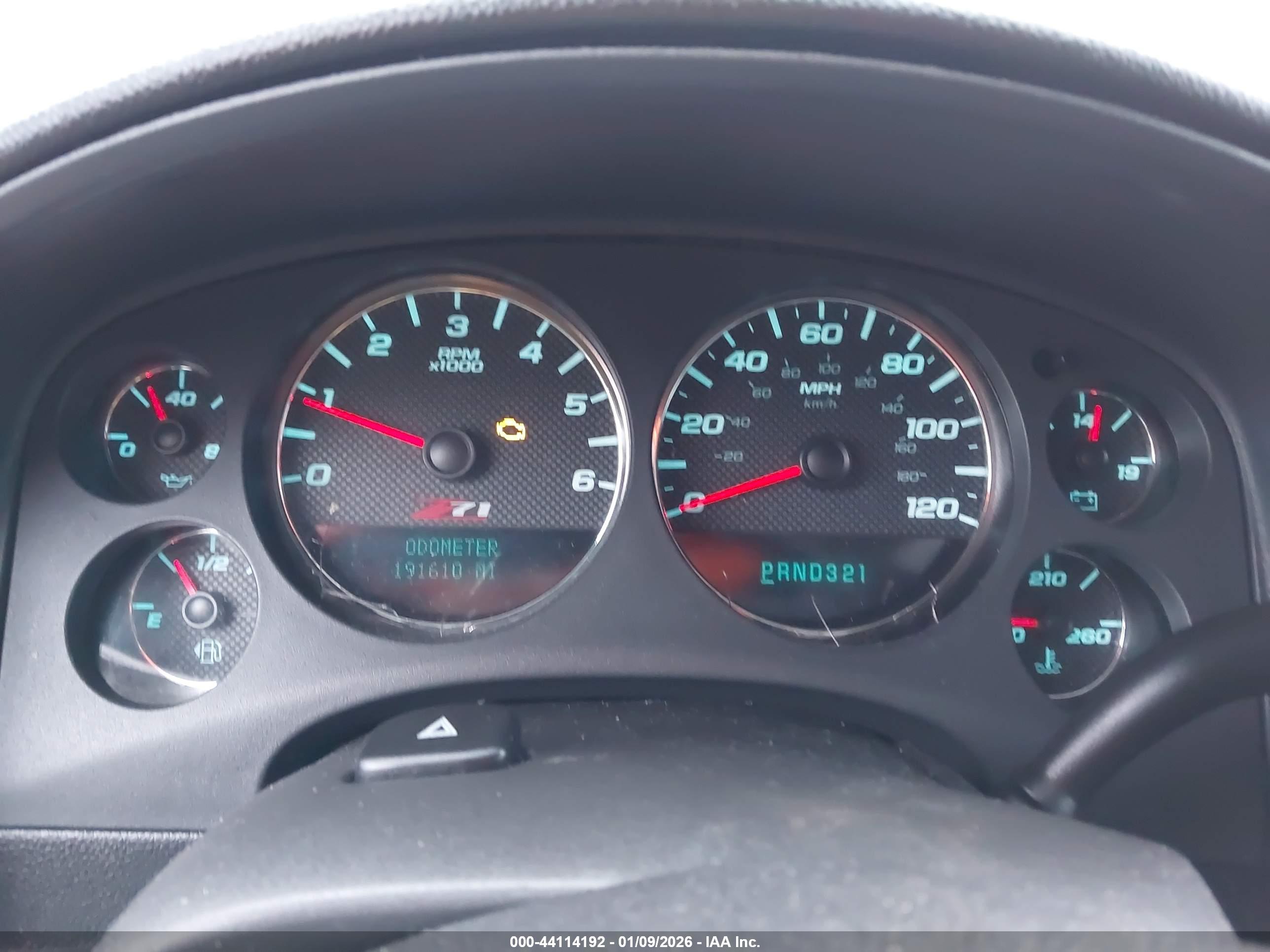 CHEVROLET TAHOE image 7