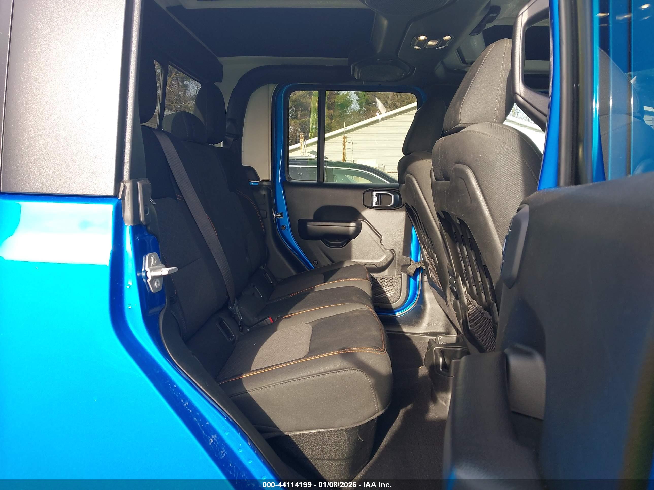 JEEP GLADIATOR image 8